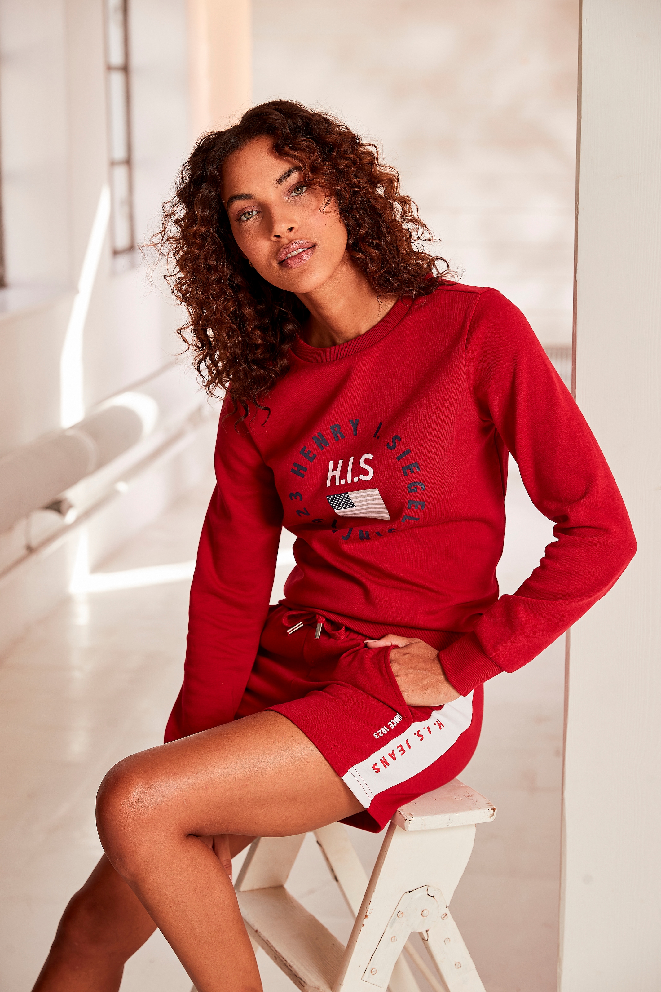 H.I.S Shorts, Seitenstreifen mit weißem und online kaufen bei OTTO Logodruck