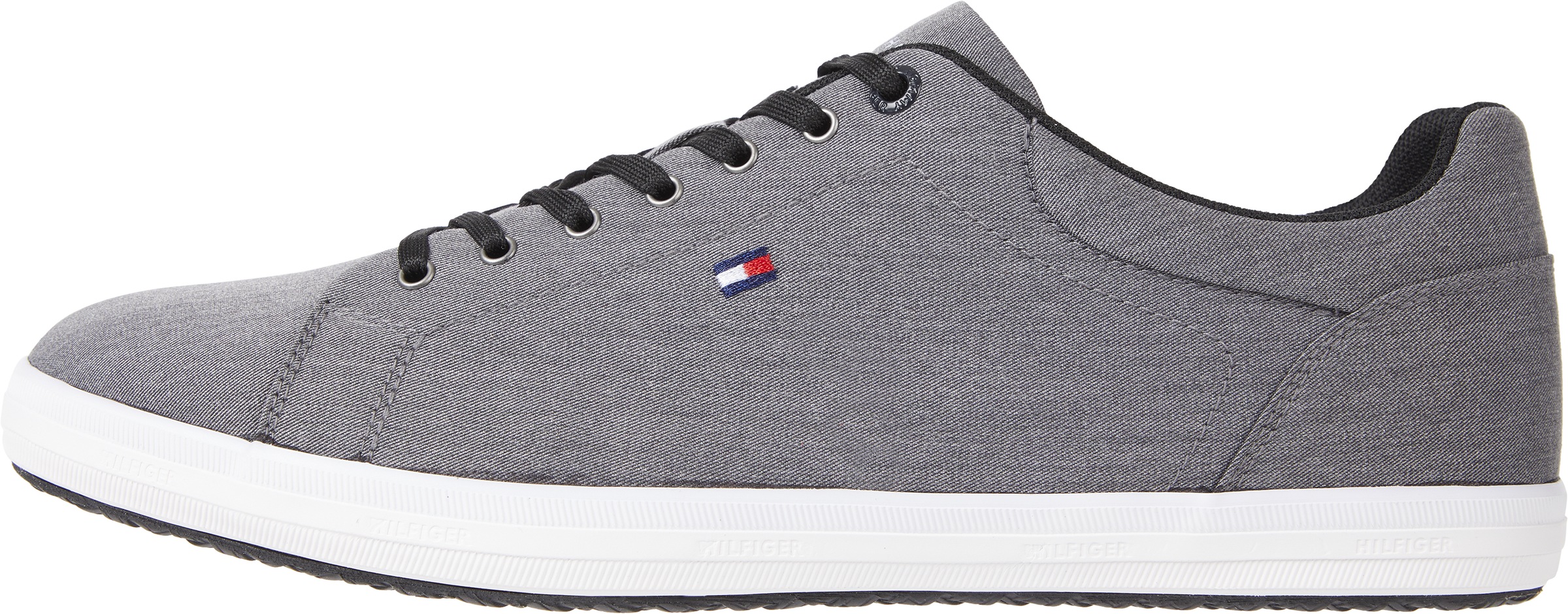 Tommy Hilfiger Sneaker »ESSENTIAL CHAMBRAY VULC«, mit gestickter Logoflag