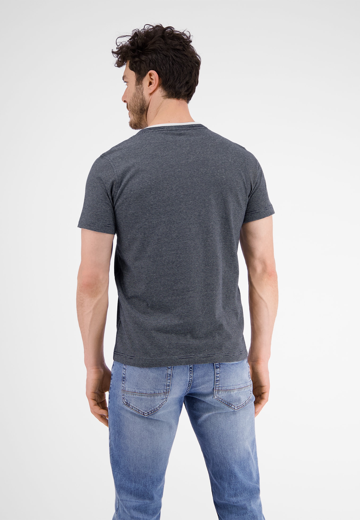 LERROS T-Shirt »LERROS Serafino mit Finelinerstreifen, washed«