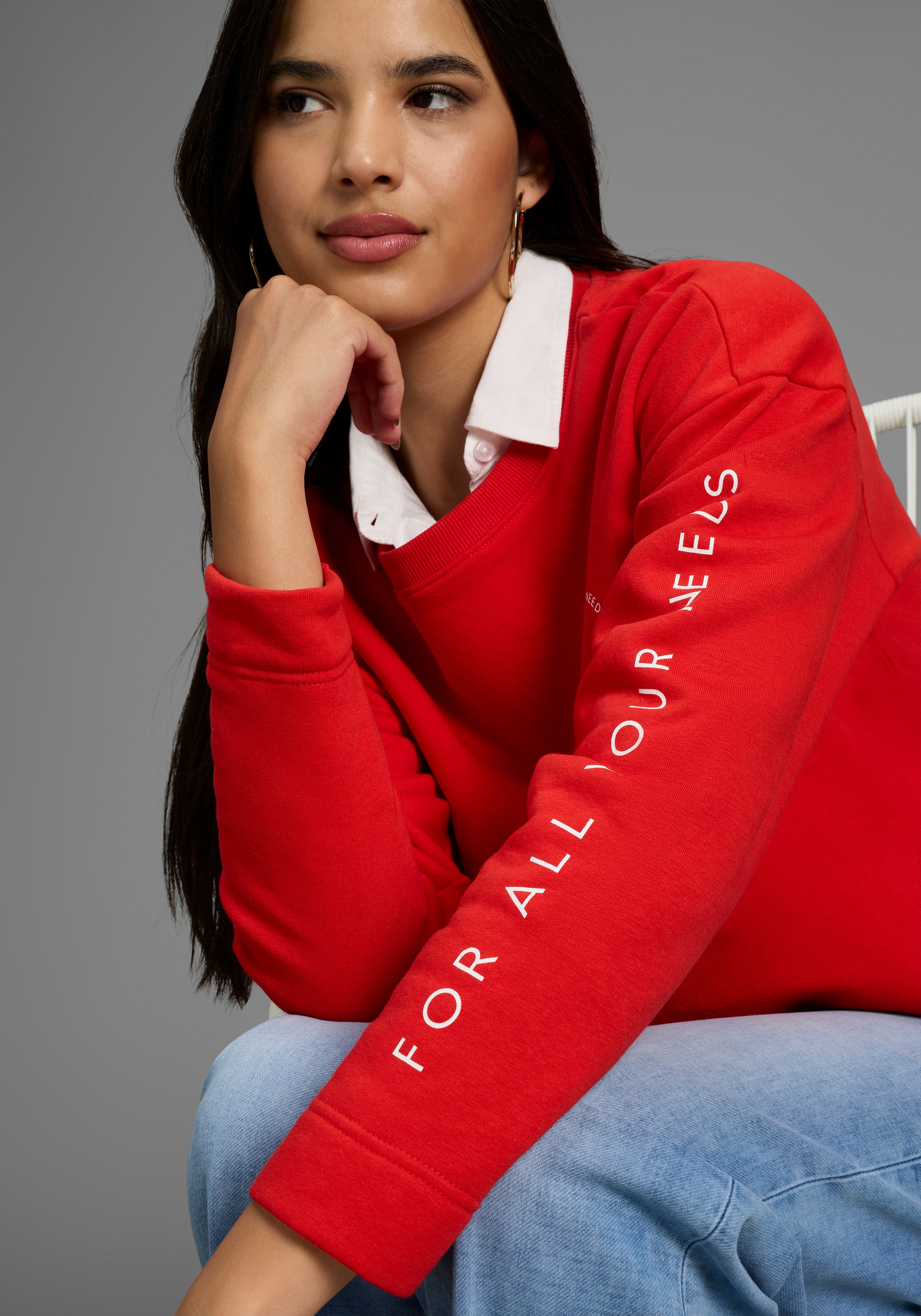 FAYN SPORTS Sweater, Weite Oversize‑Passform mit Logo‑Print auf Brust und Ärmel
