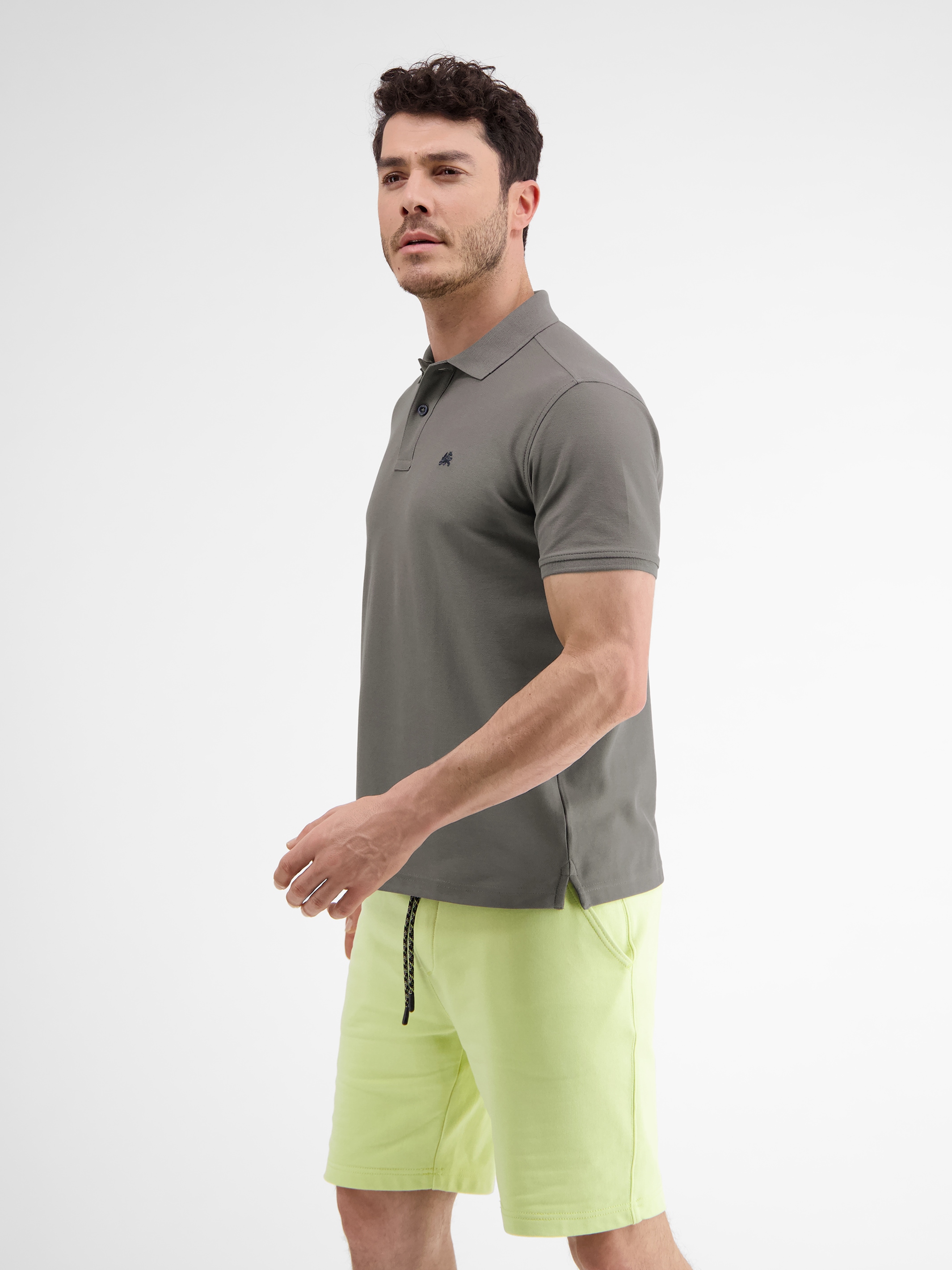 LERROS Poloshirt »Poloshirt mit COOL & DRY Funktion in Piqué-Qualität« Atmungsaktiver Baumwollmix, Feine Piqué-Qualität, Zeitloser Polo-Style