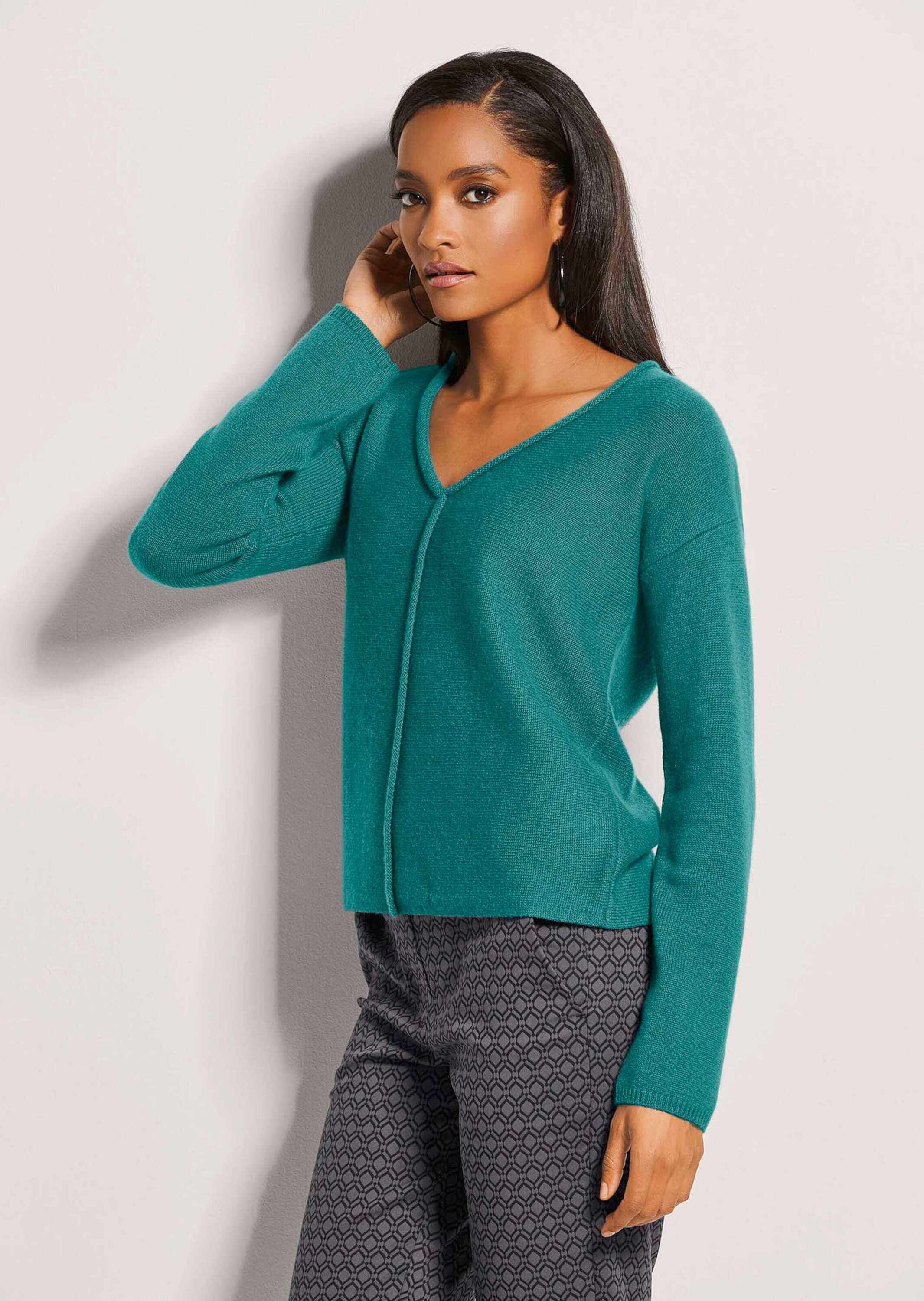 MADELEINE Longpullover »Pullover Kurzer V-Pullover«