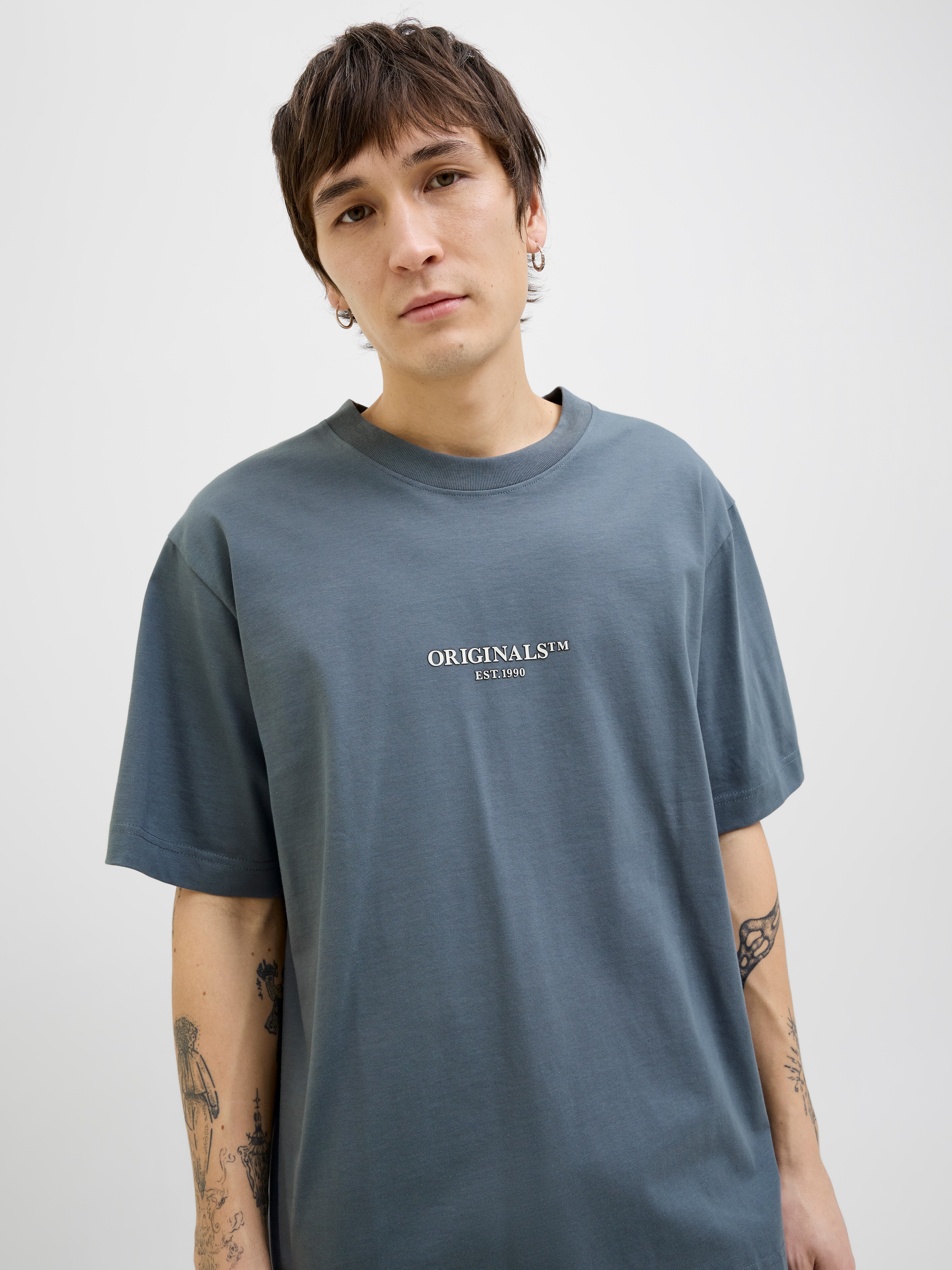 Jack & Jones T-Shirt »JORISLINGTON MINIMAL BRANDING TEE SS SN«