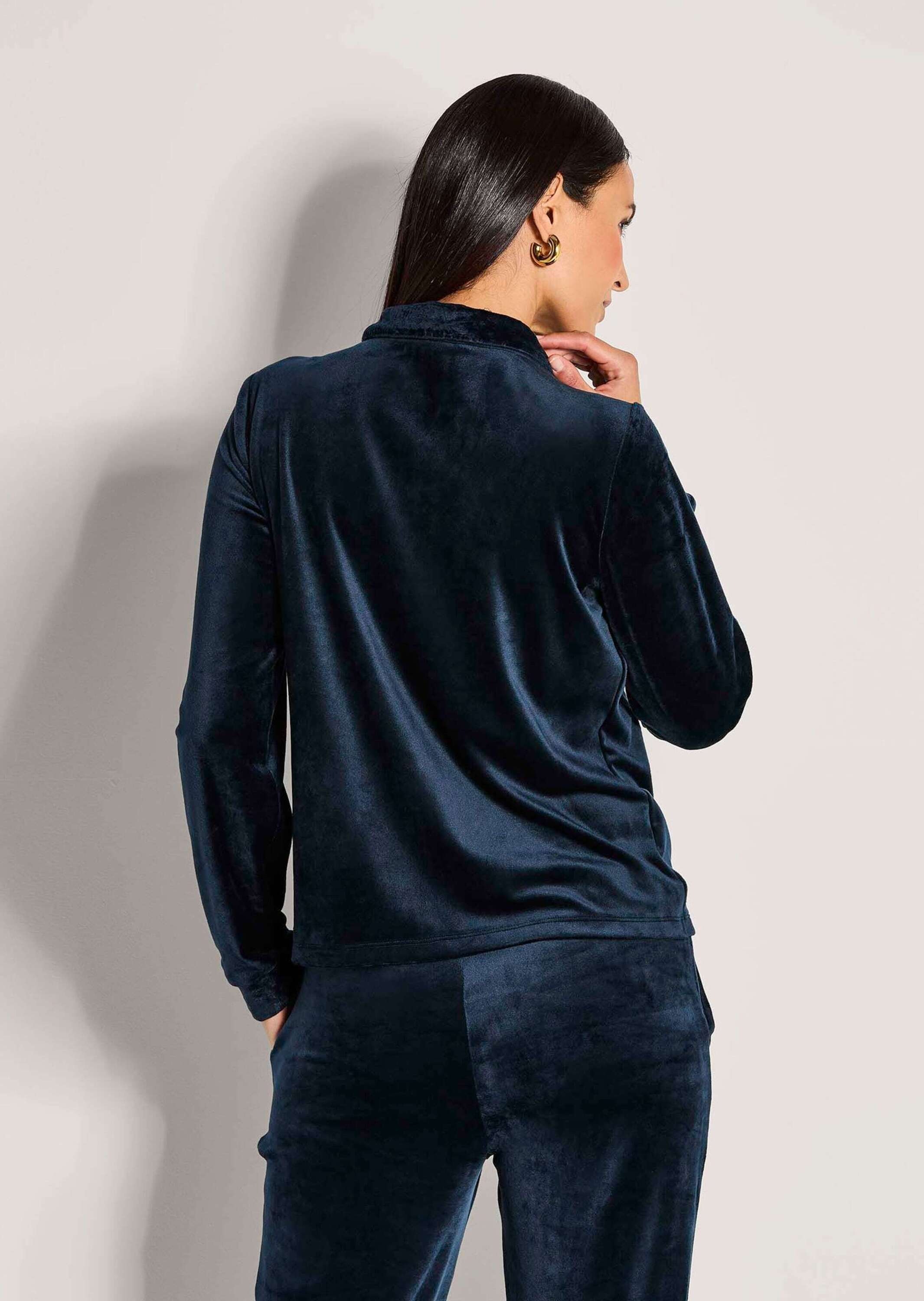 MADELEINE Kurzjacke »Sweatjacke Flauschige Nickijacke mit Reißverschluss« Weiche Nicki-Qualität