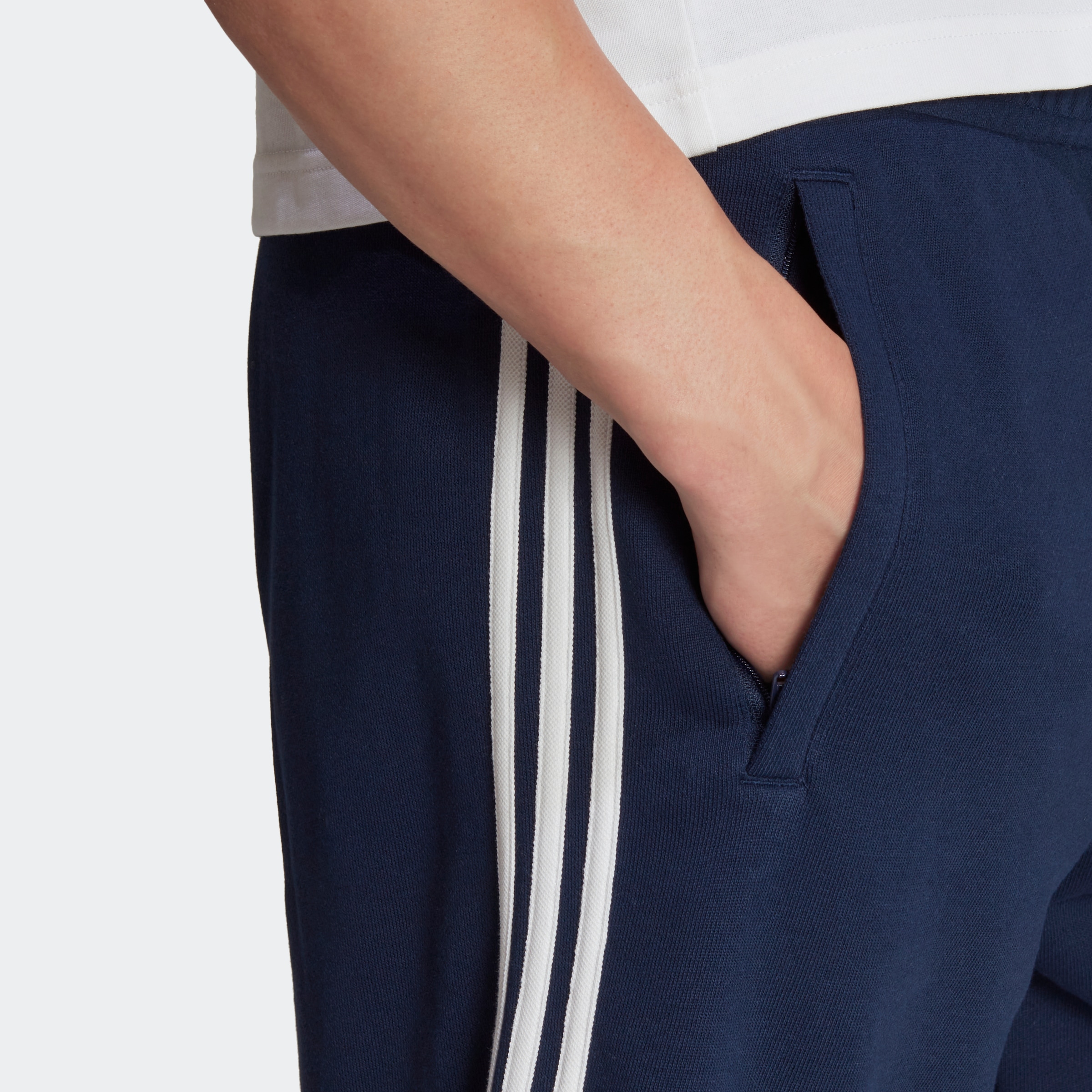 adidas Originals Shorts »ADICOLOR CLASSICS 3-STREIFEN SWEAT«, (1 tlg.)