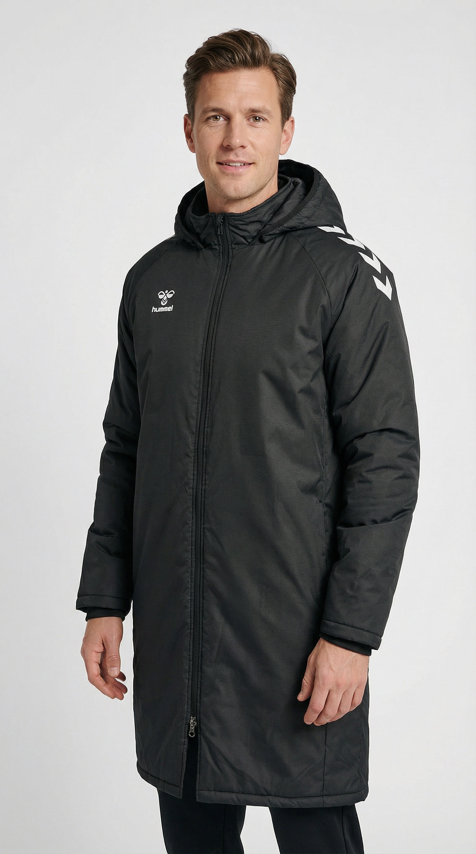 hummel Stadionjacke mit Kapuze wärmend & winddicht