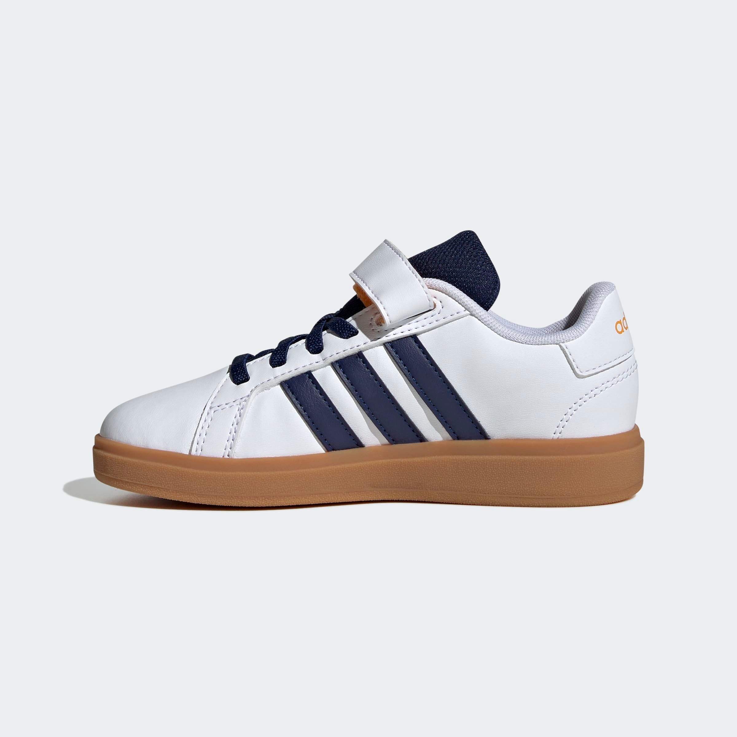 adidas Sportswear Sneaker »GRAND COURT 2.0 KIDS«, Design auf den Spuren des adidas Superstar