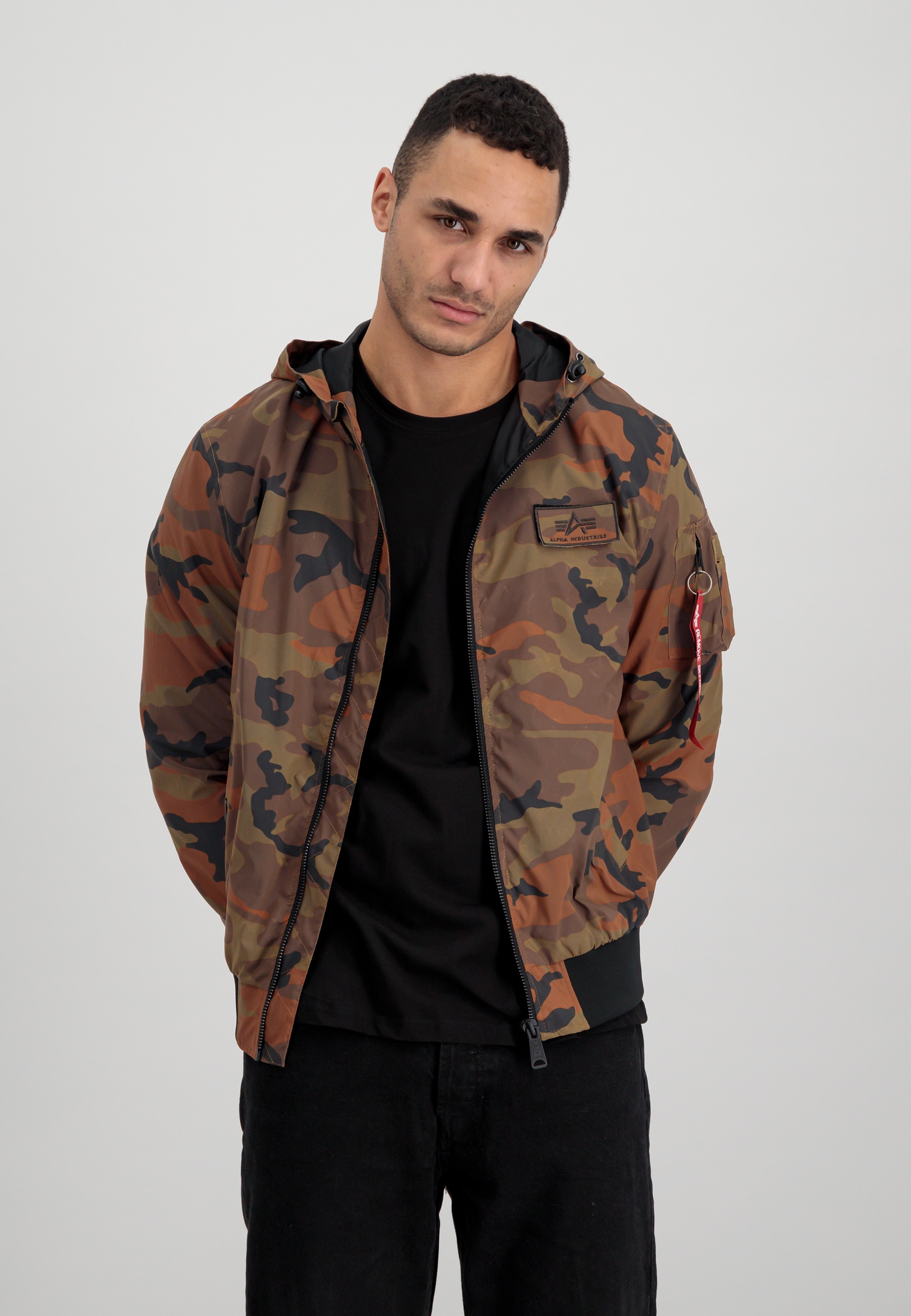 Alpha Industries Bomberjacke »MA-1 LW Hooded Refl. Camo«