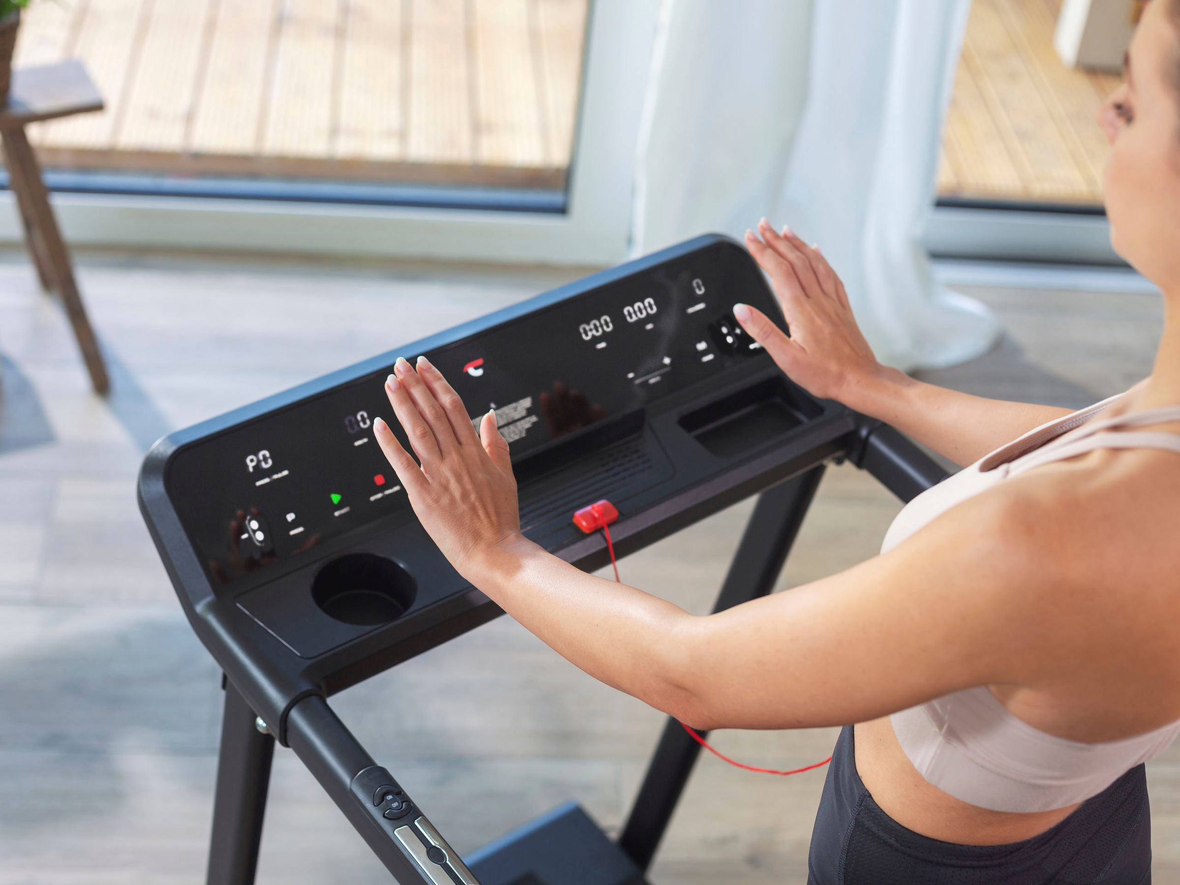Christopeit Sport® Laufband »CS 4000 mit Gestensteuerung«, (mit Ausklappautomatik Soft-Drop-System und Tablet-Halterung), bis max. 12 km/h, klappbar