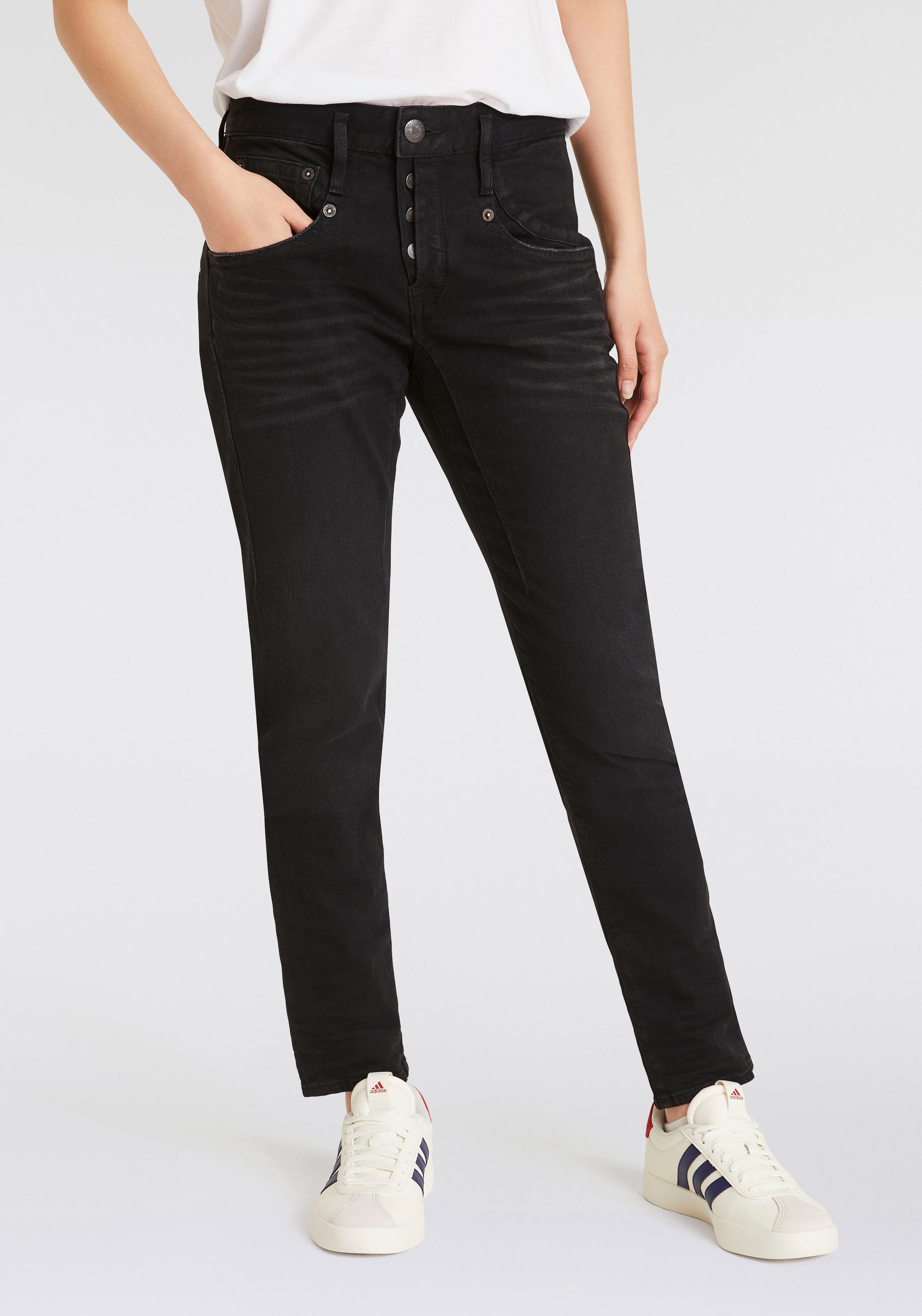 Boyfriend-Jeans »Shyra Long Recycled Denim Black Stretch«