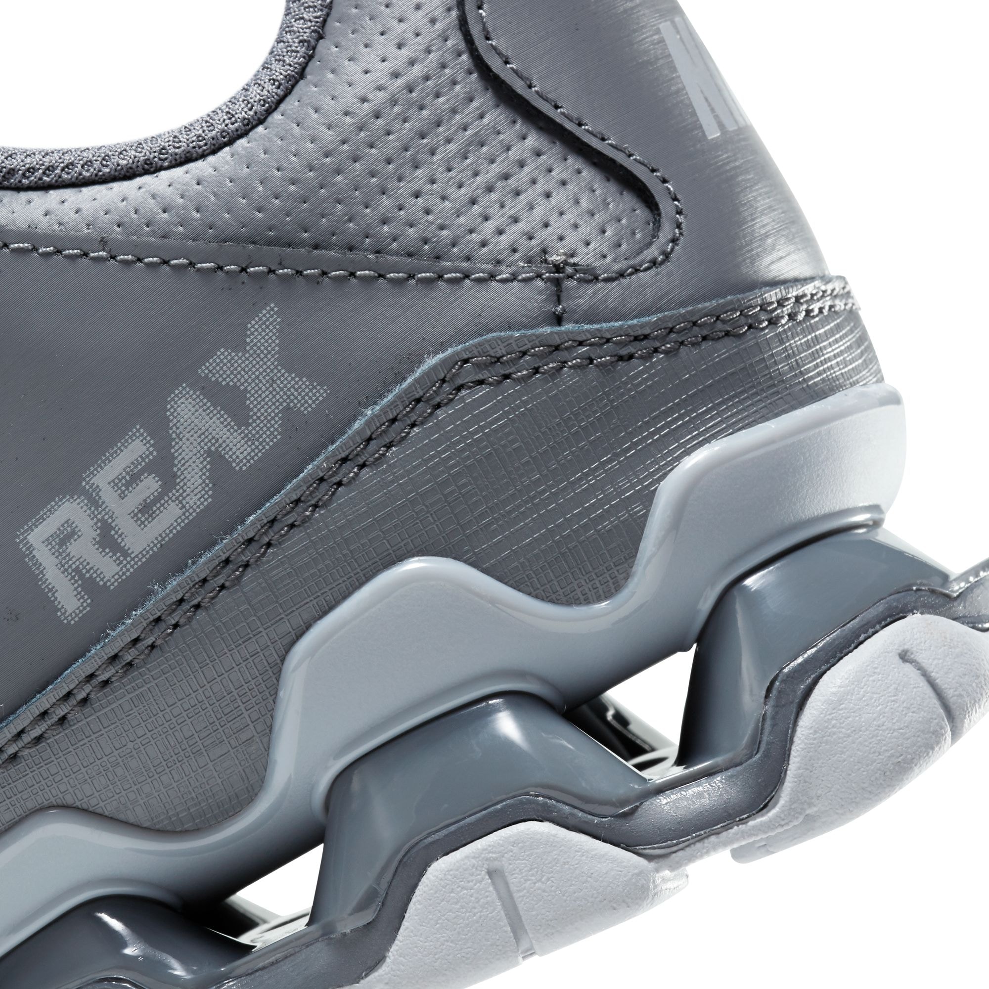 Nike Trainingsschuh »REAX 8 TR MESH«
