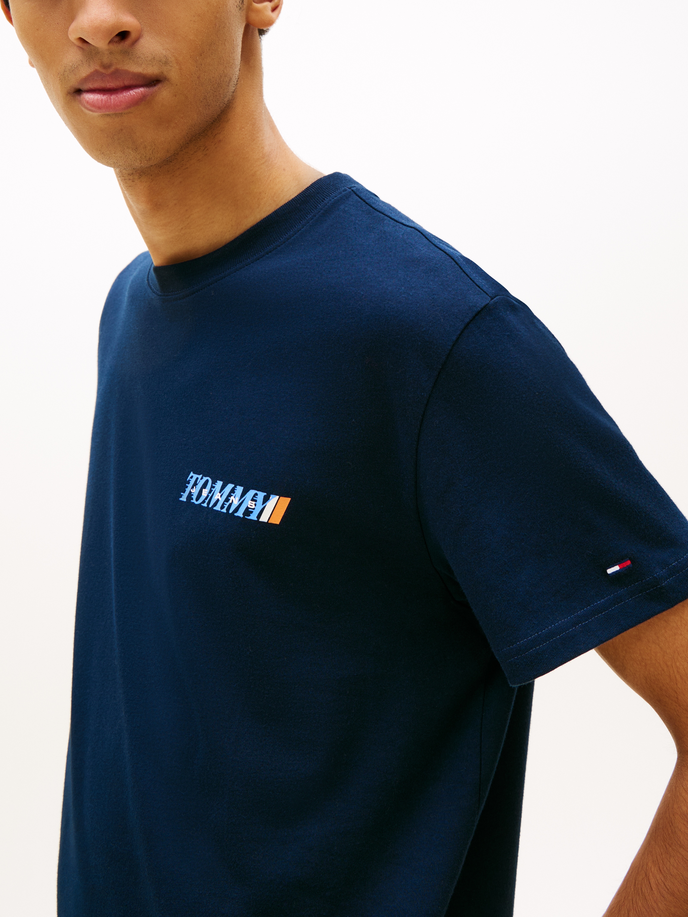 Tommy Jeans T-Shirt »REGULAR VINTAGE LA BACK« Regular fit mit Markenprint