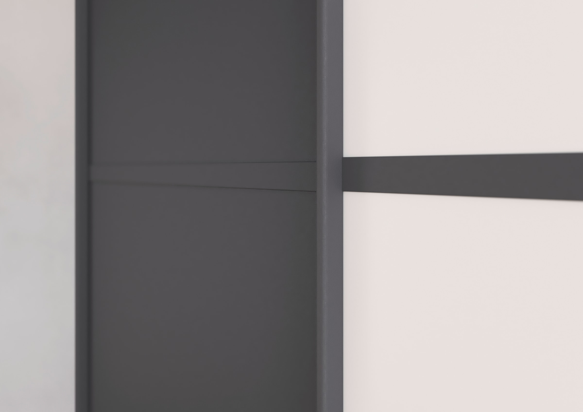 rauch Kleiderschrank »Schwebetürenschrank Garderobe Schrank TOP ANGEBOT Avola«, (in 3 verschiedenen Ausstattungen BASIC/CLASSIC/PREMIUM inkl. Spiegel), mit eleganten Zierleisten in Chrom, Schwarz oder Weiß MADE IN GERMANY
