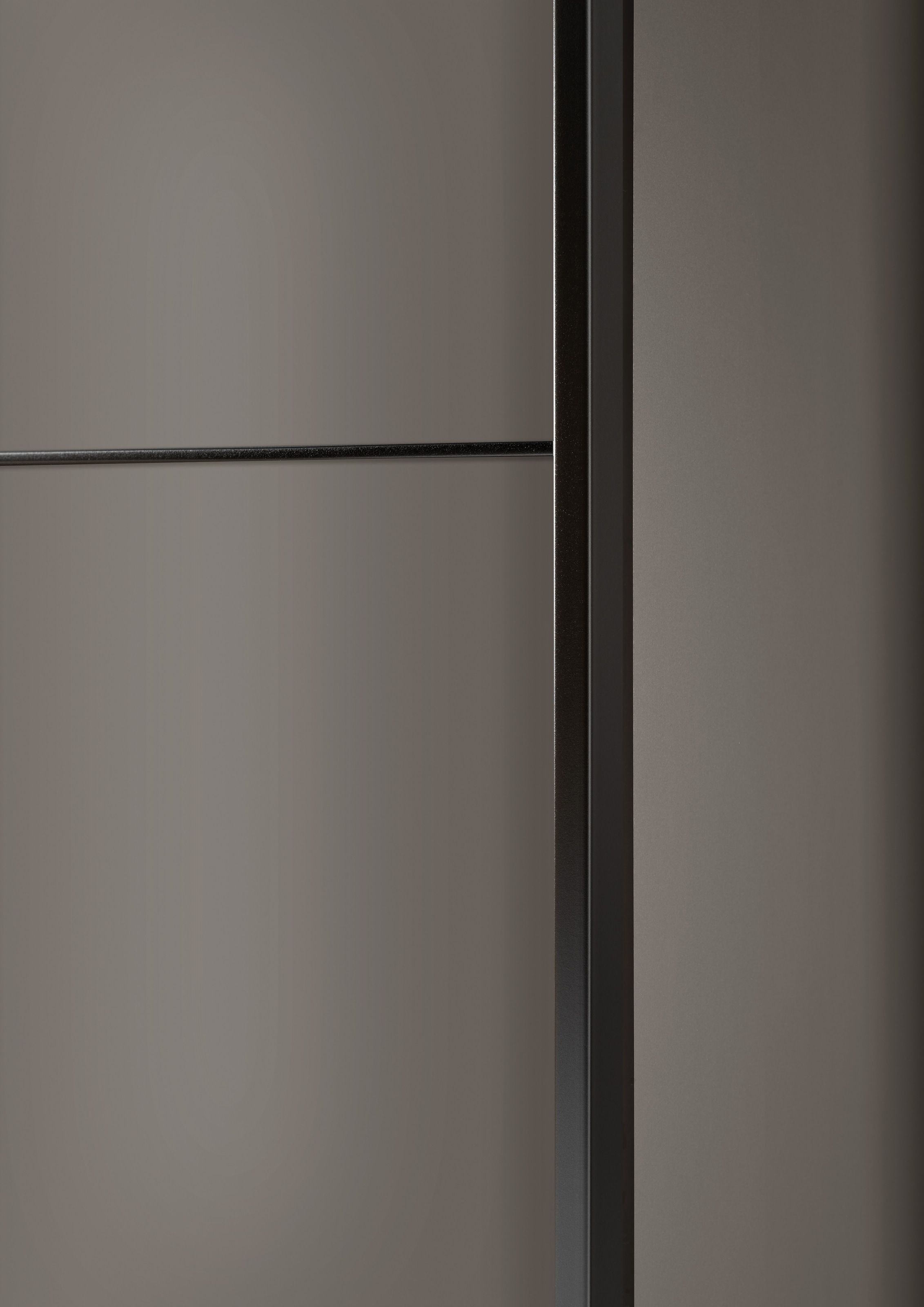 WIEMANN Schwebetürenschrank »Phoenix, Made in Germany, modernes Design, Highlight, Blickfang« Viele Farbkombinationen, in 4 Breiten und in 2 Höhen erhältlich,  maximaler Staurraum, inkl.Einlegeböden, Wäscheböden u. Dämpfer