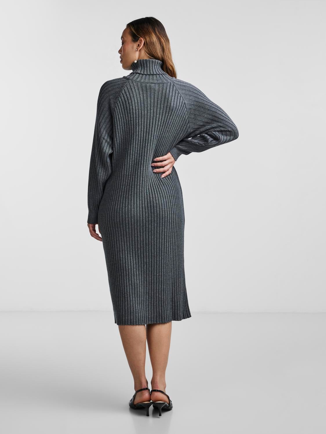 Y.A.S Strickkleid »YASMAVI KNIT MIDI ROLLNECK DRESS«
