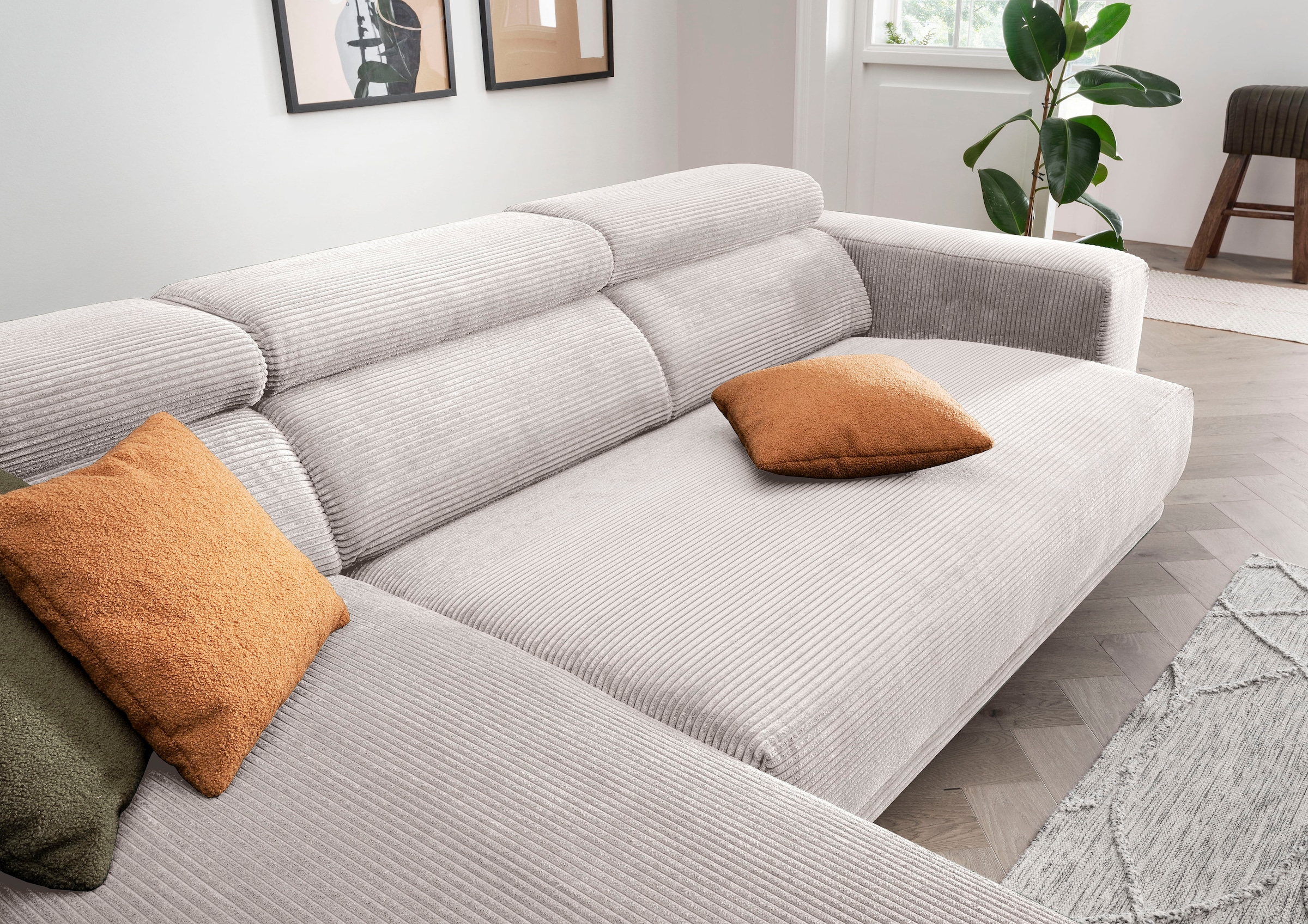 alina Ecksofa »Hikari«, wahlweise mit Sitzvorzug, in modernem Cordstoff, Breite 276 cm