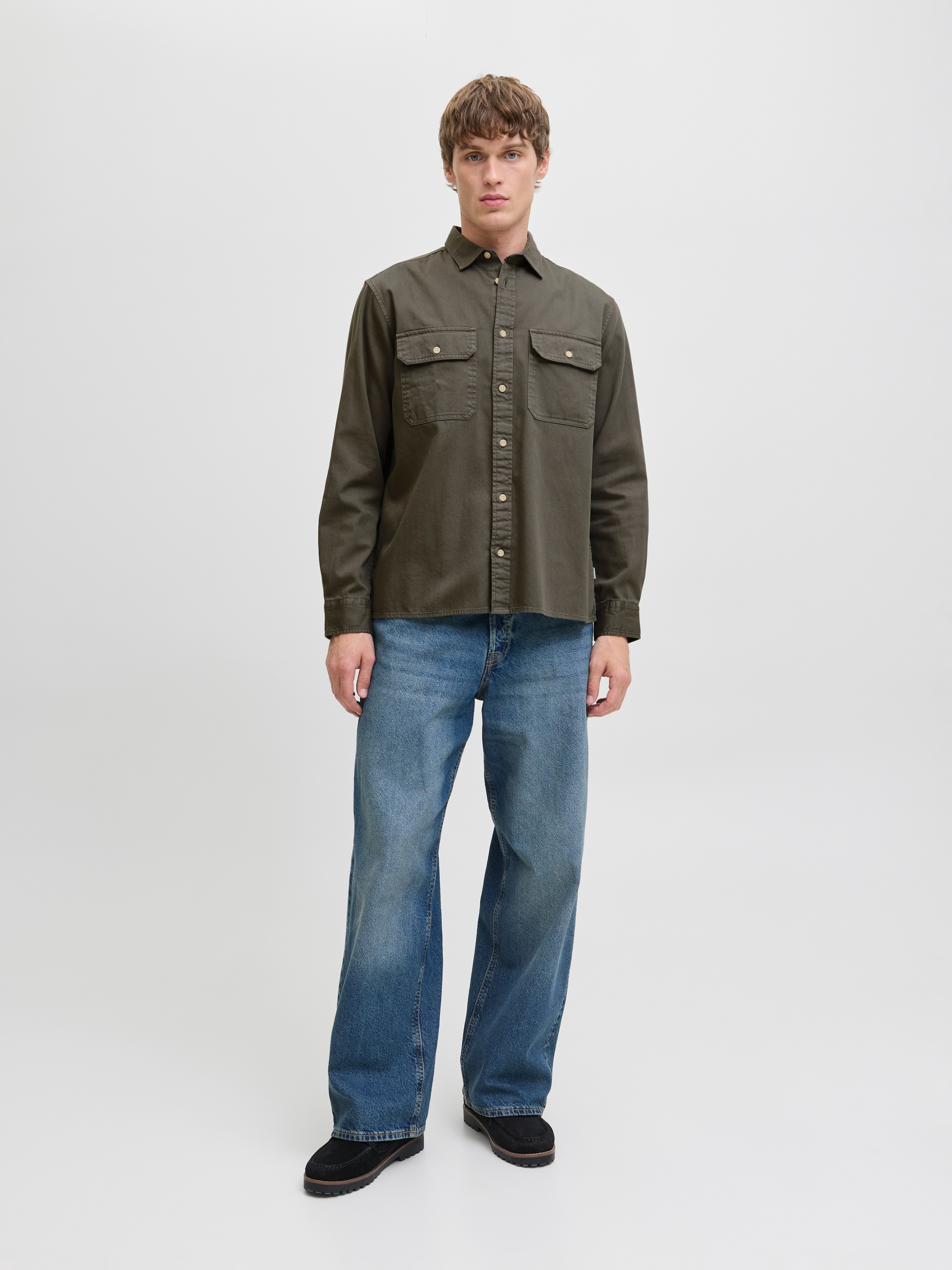 Jack & Jones Langarmhemd »JJETRAVIS SHIRT LS NOOS«, mit Brusttaschen