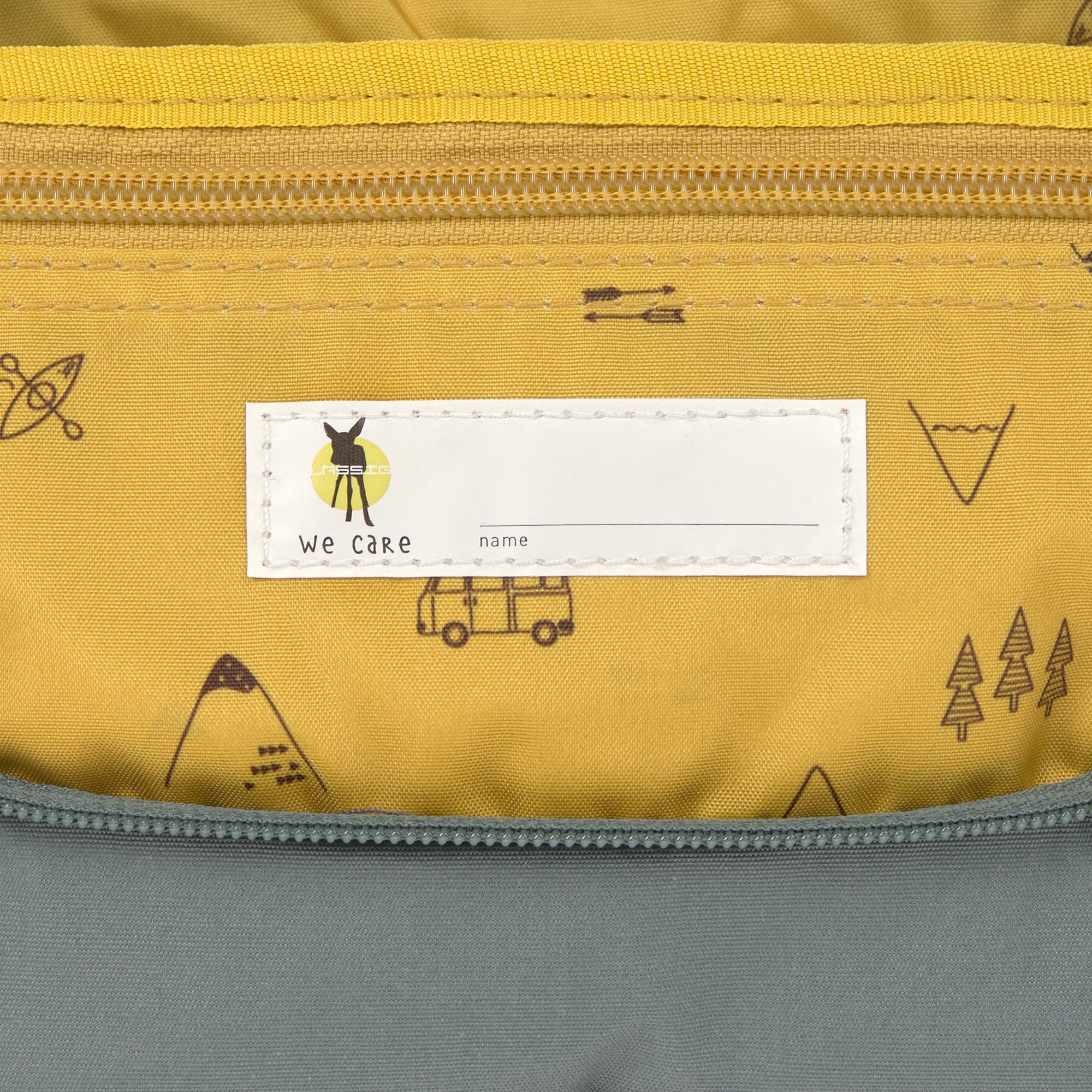 LÄSSIG Kulturbeutel »Adventure, Bus, Mini Washbag« PETA-approved vegan