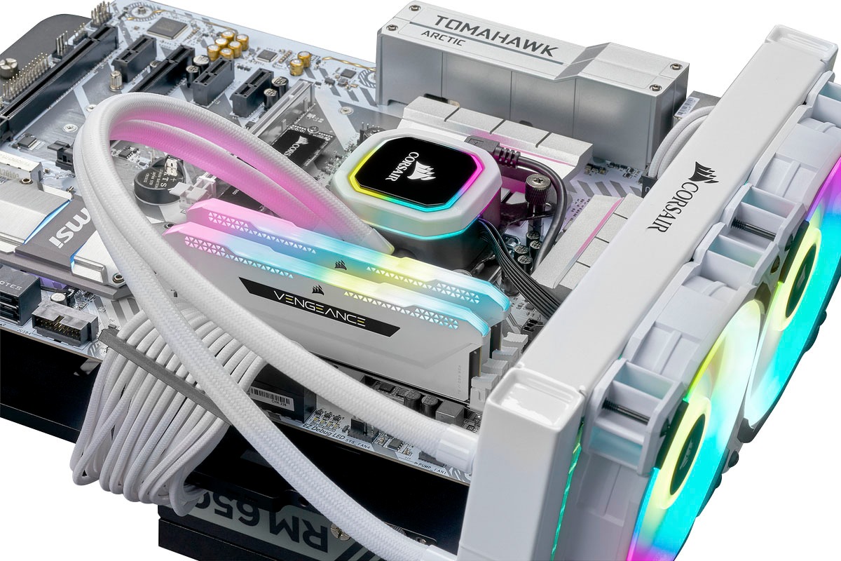 Corsair Arbeitsspeicher »CMH32GX4M2E3200C16«