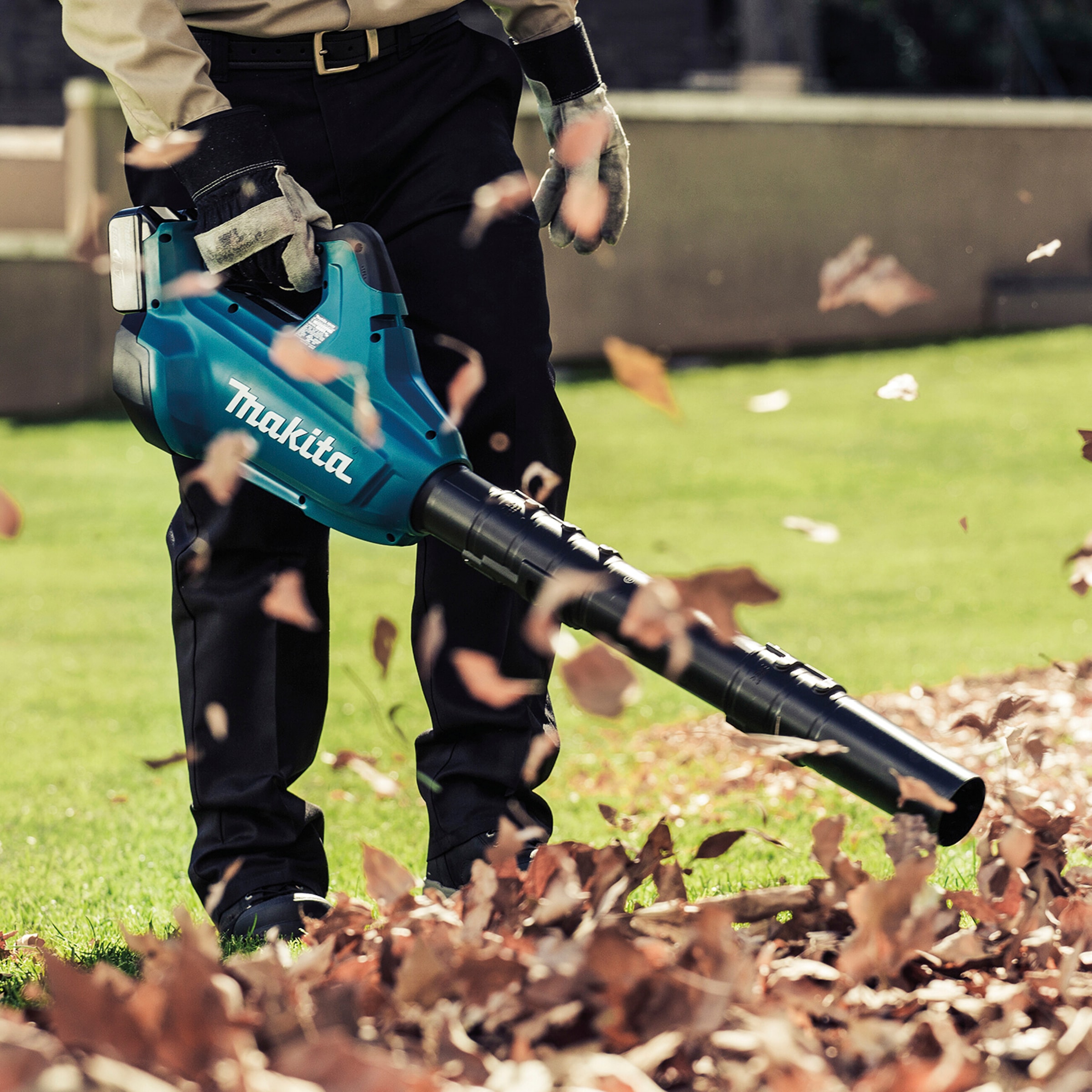 Makita Akku-Gebläse »DUB362Z« 2x18 V LXT, 804 m3/h, 54 m/s, ohne Akku und Ladegerät