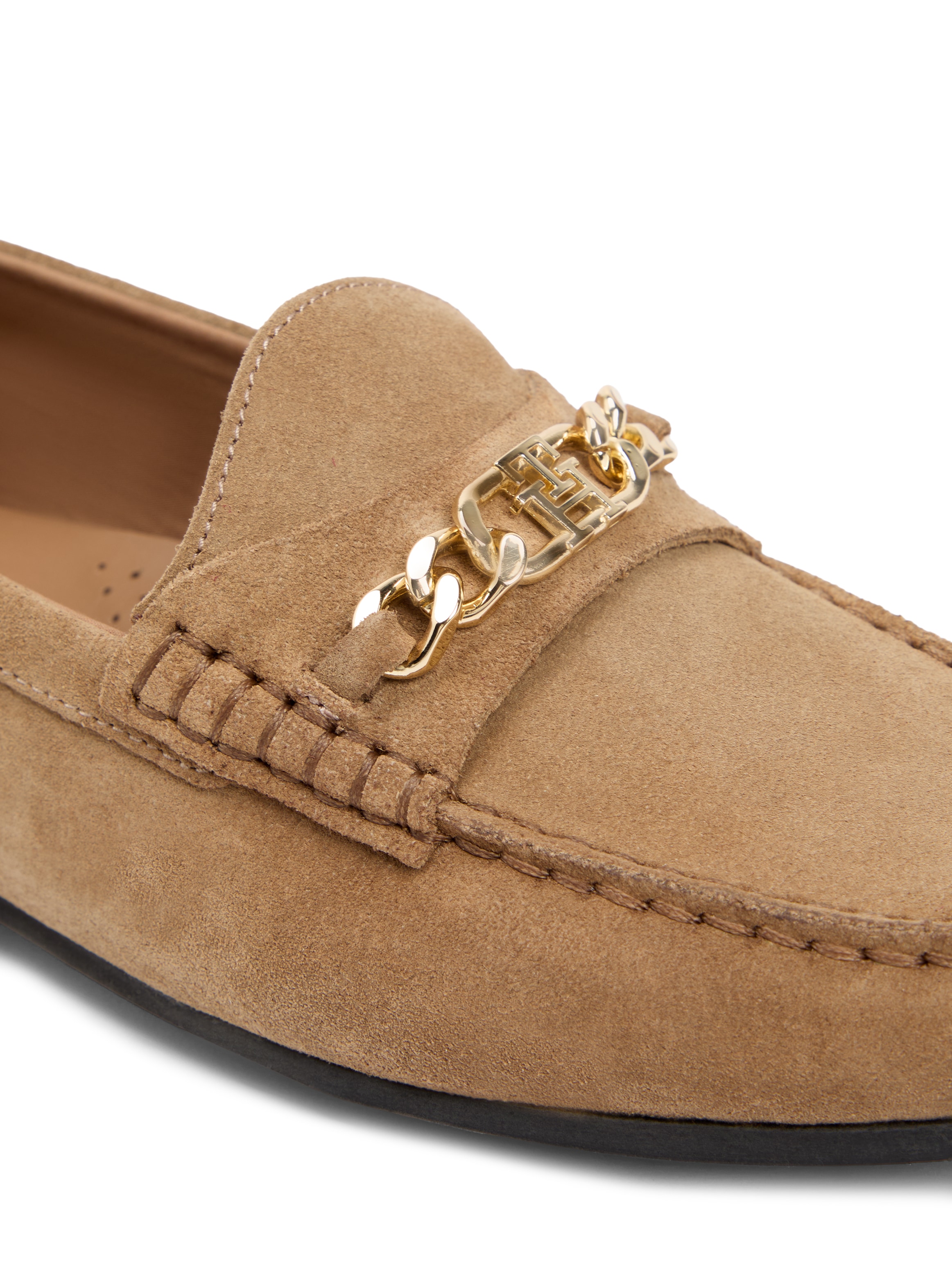 Tommy Hilfiger Loafer »TH CHAIN SUEDE LOAFER«  Slipper, Businessschuh, Schlupfschuh mit goldfarbener Zierkette