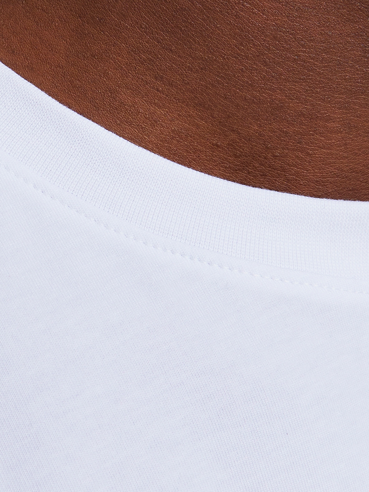 Jack & Jones Rundhalsshirt »JJEURBAN EDGE TEE SS O-NECK NOOS« mit Rundhalsausschnitt