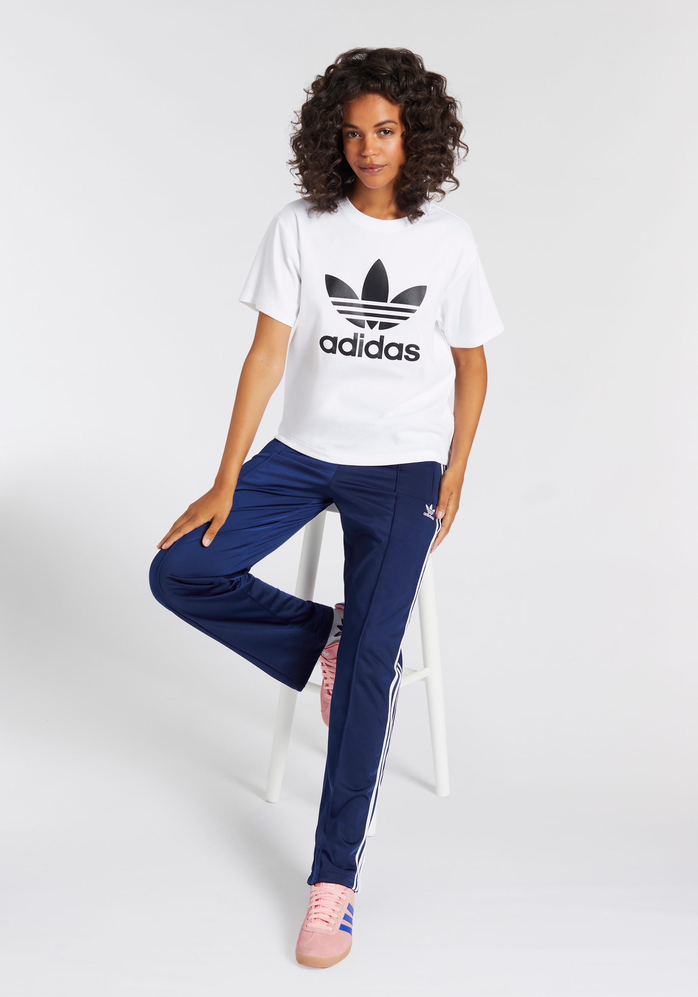 adidas Originals T-Shirt »TREFOIL TEE«, Basic Shirt mit großem Trefoil Logoprint