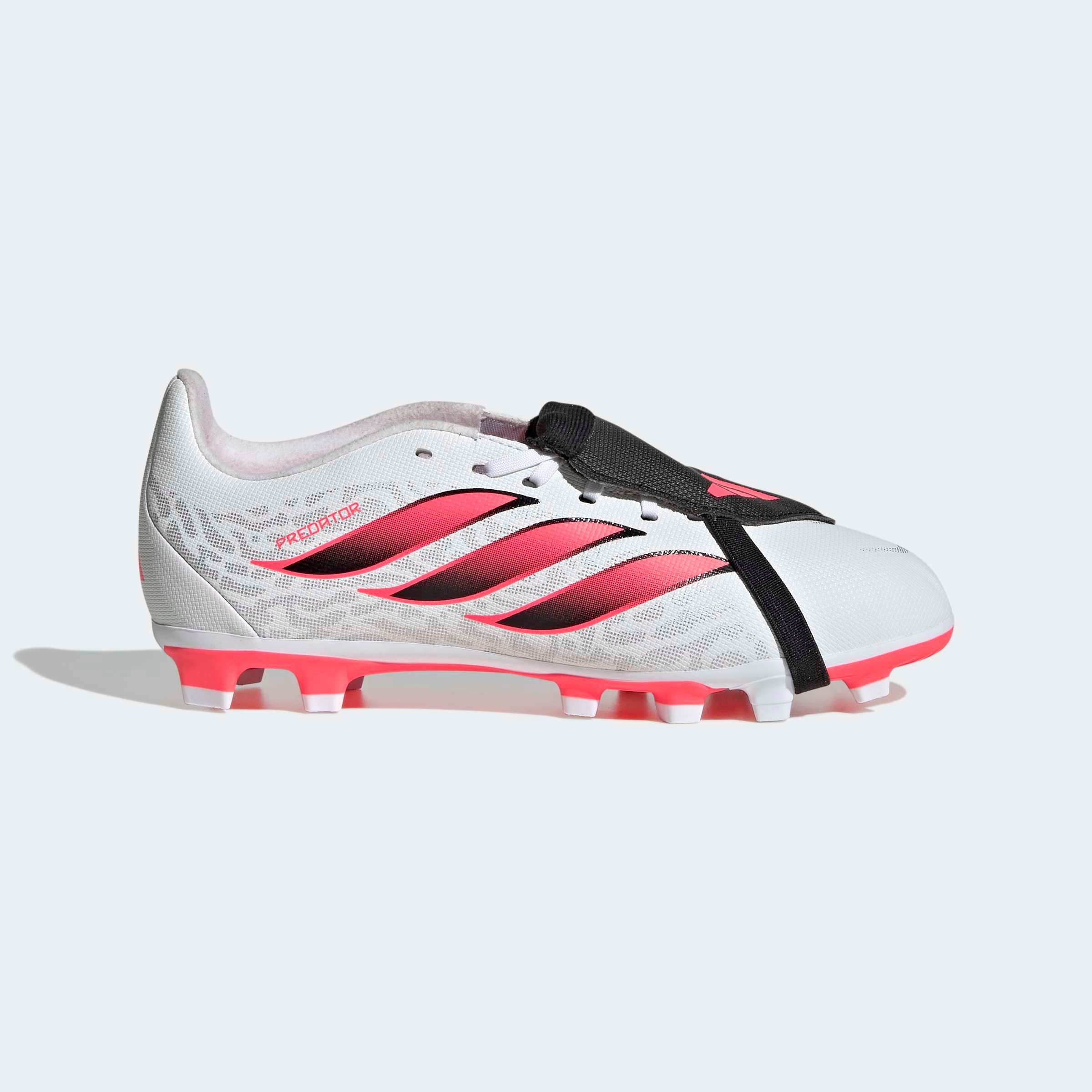 adidas Performance Fußballschuh »PREDATOR CLUB KIDS , FESTE BÖDEN/MULTI GROUND, UMSCHLAGBARE ZUNGE«  für viele verschiedene Böden geeignet, für Jugendliche & Kinder