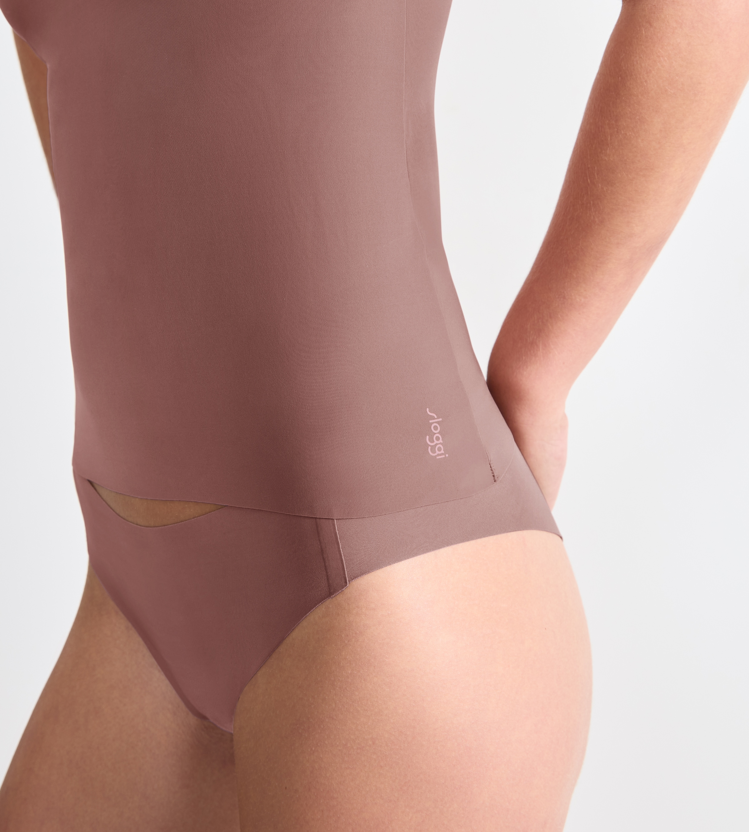 sloggi Unterhemd »ZERO Feel 2.0« schmale Träger, V-Ausschnitt, weich, ohne Bügel