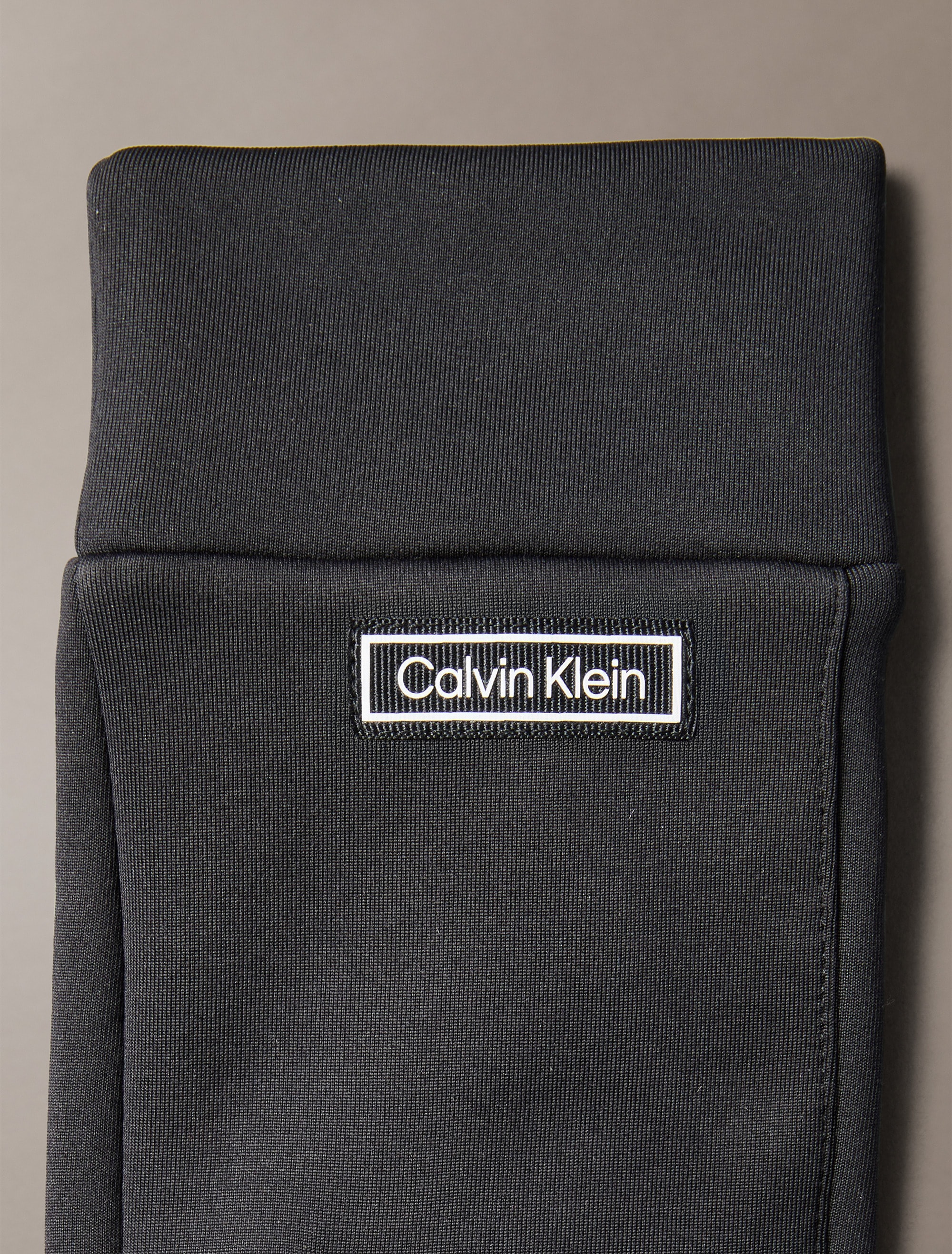 Calvin Klein Multisporthandschuhe, aus dehnbarem Material-Mix