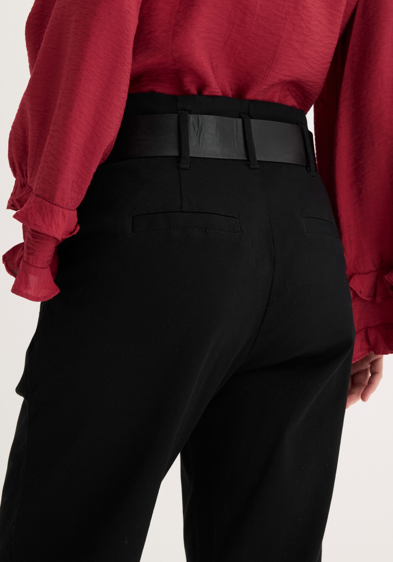 bonprix Stoffhose »Bundfaltenhose aus Baumwolle«  aus Baumwolle und Elasthan, hoher Bund, mit Bundfalten