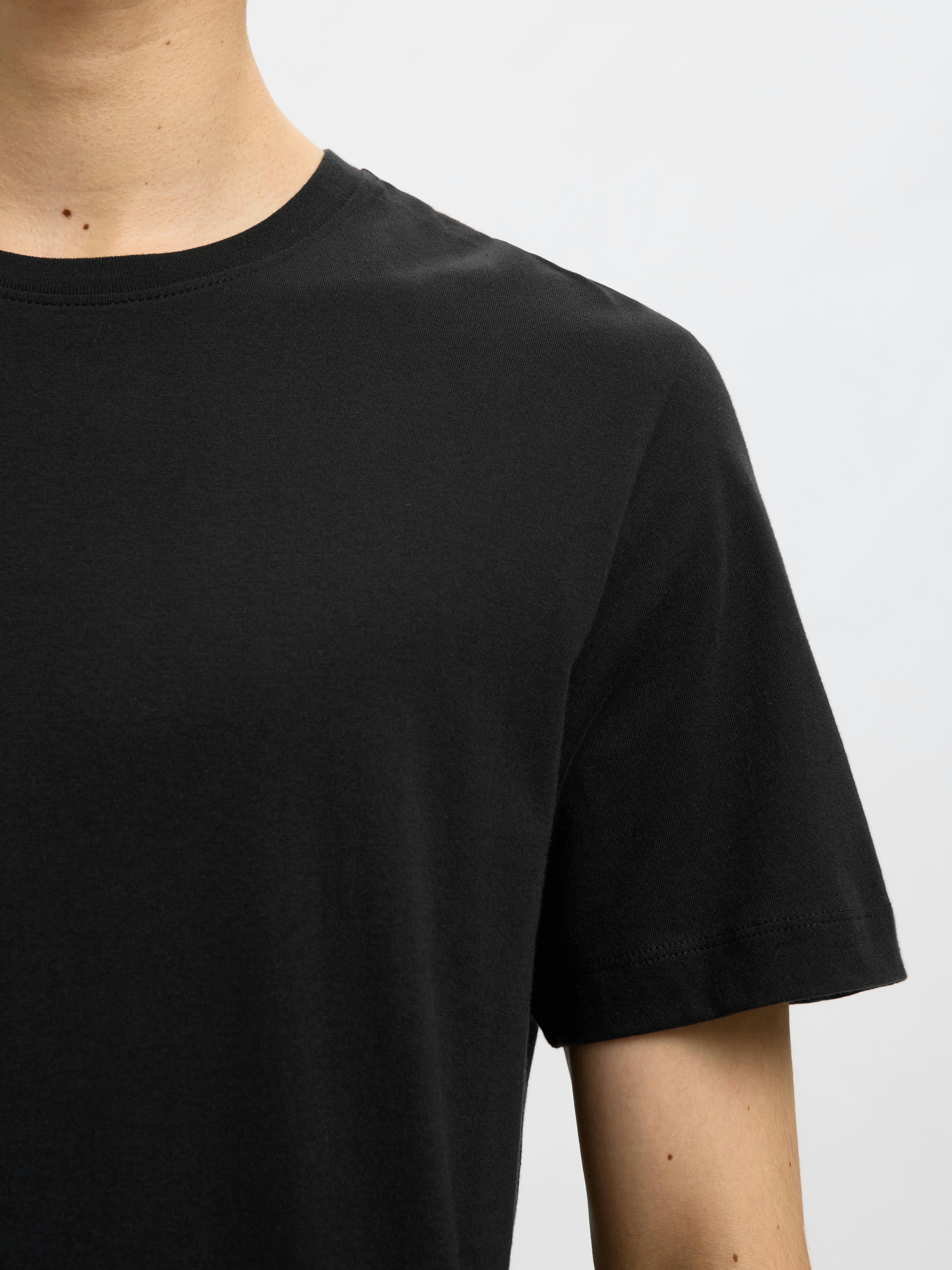 SELECTED Rundhalsshirt »SLHCORMAC SS O-NECK TEE 3-PACK NOOS« Packung, 3 Baumwolle, normal geschnitten, 3-er Pack
