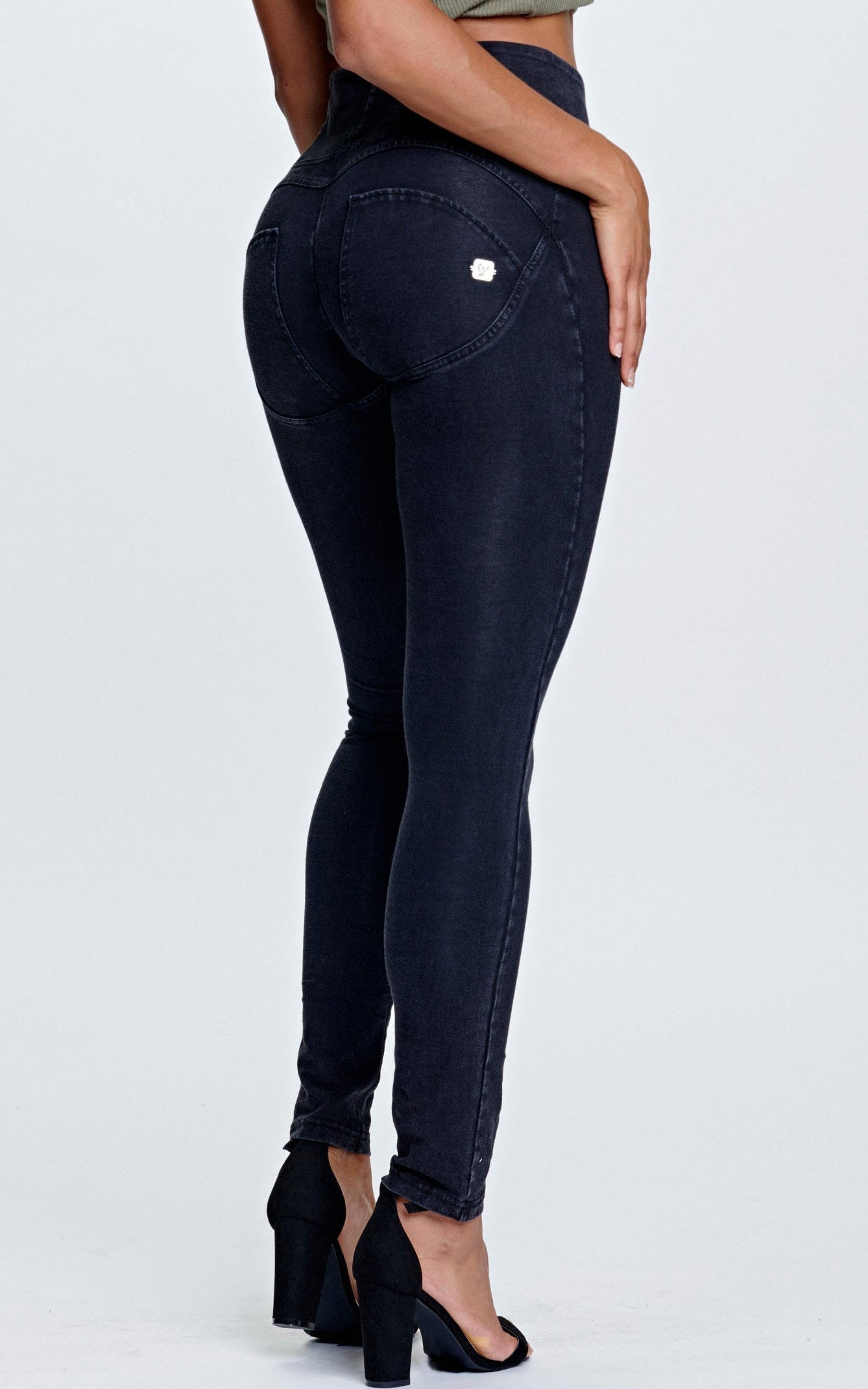 Freddy »WRUP«  mit hohem Bund und Push-Up Effekt