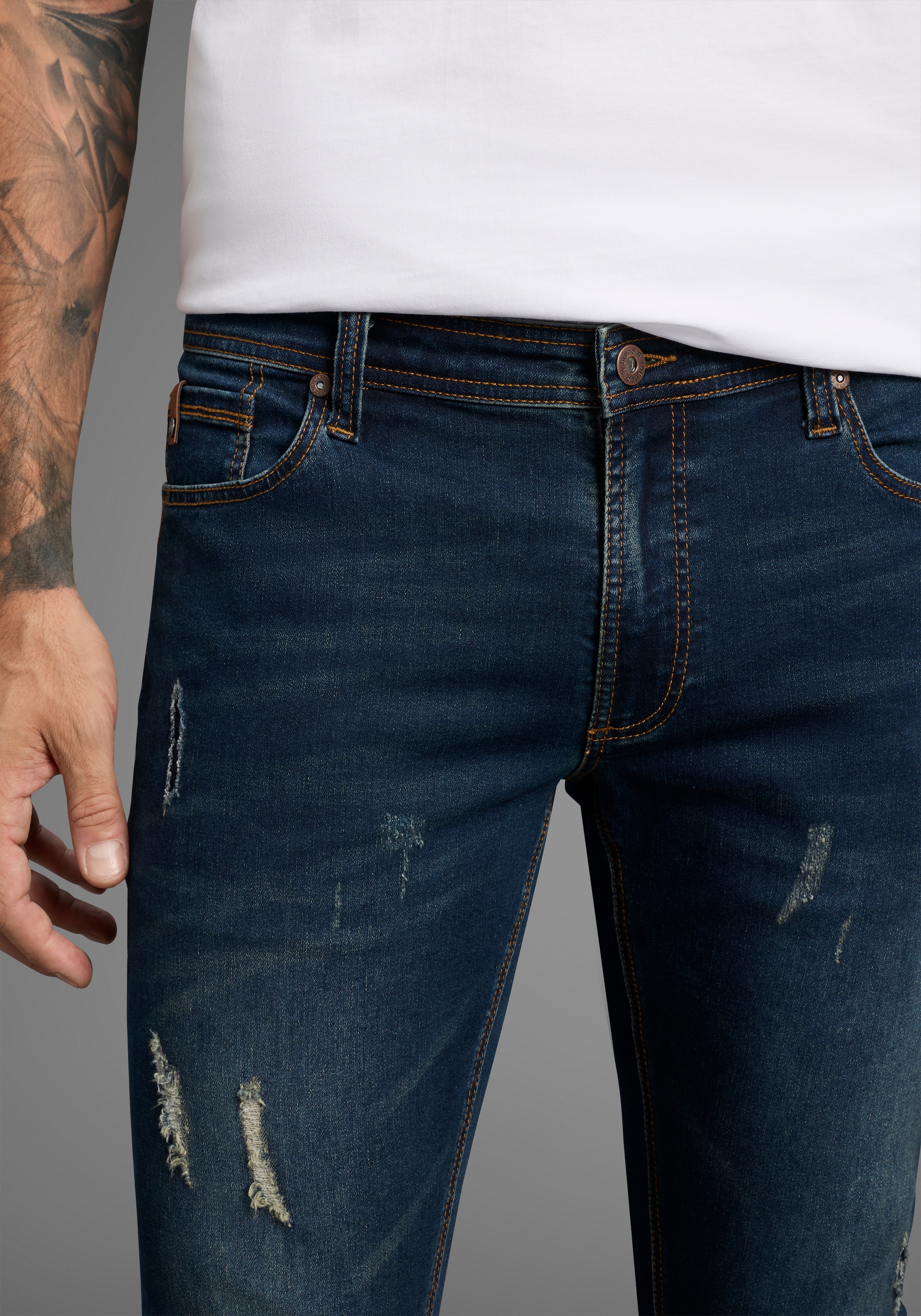 Bruno Banani Slim-fit-Jeans »Grady«, schmale Beinform, niedrige Leibhöhe, mit Eingrifftaschen