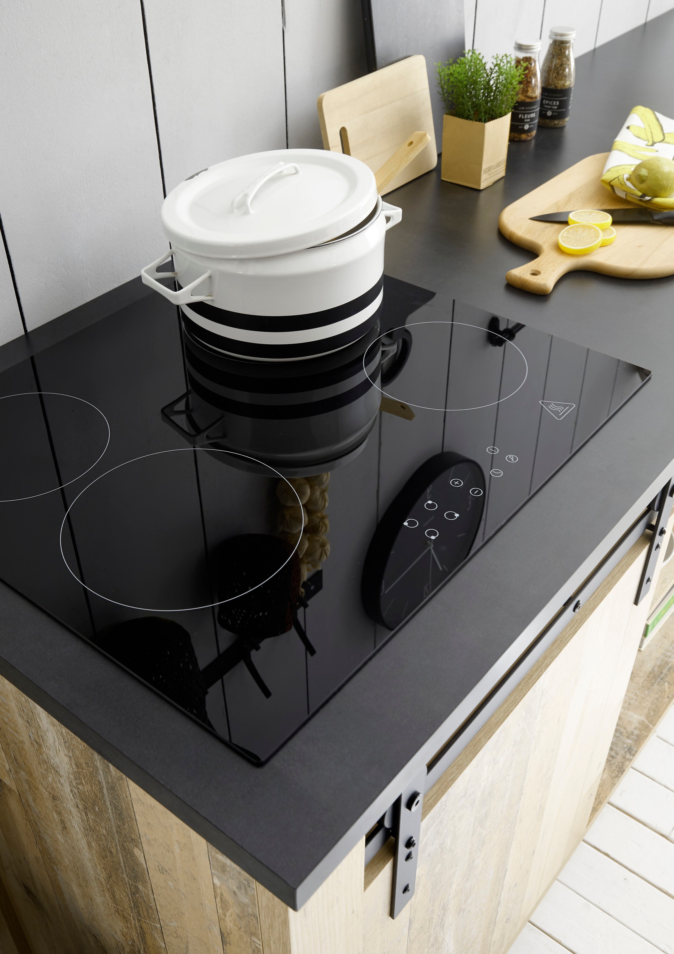 Home affaire Pantryküche »Sherwood« Breite 131 cm, ohne E-Geräte