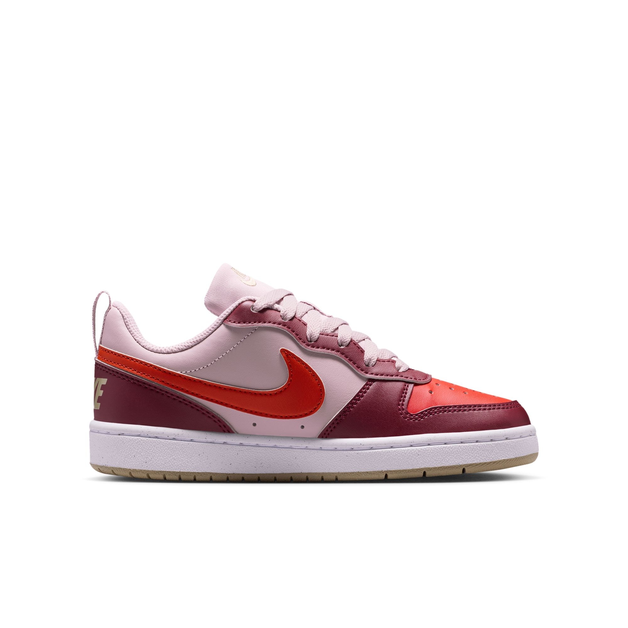 Nike Sportswear Sneaker »Court Borough Low Recraft«, Design auf den Spuren des Air Force 1