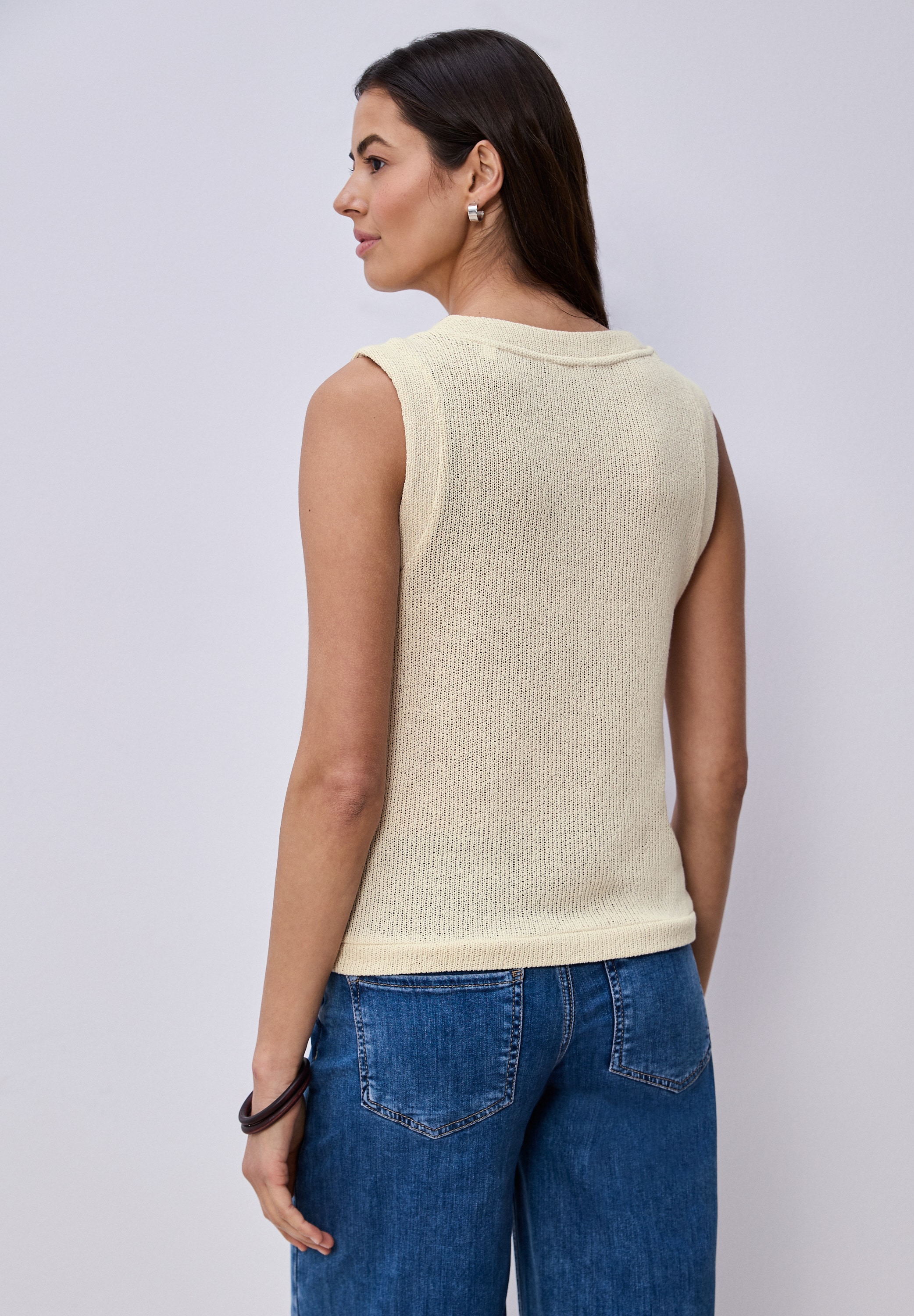 STREET ONE Strickweste mit V-Neck im Strick-Look