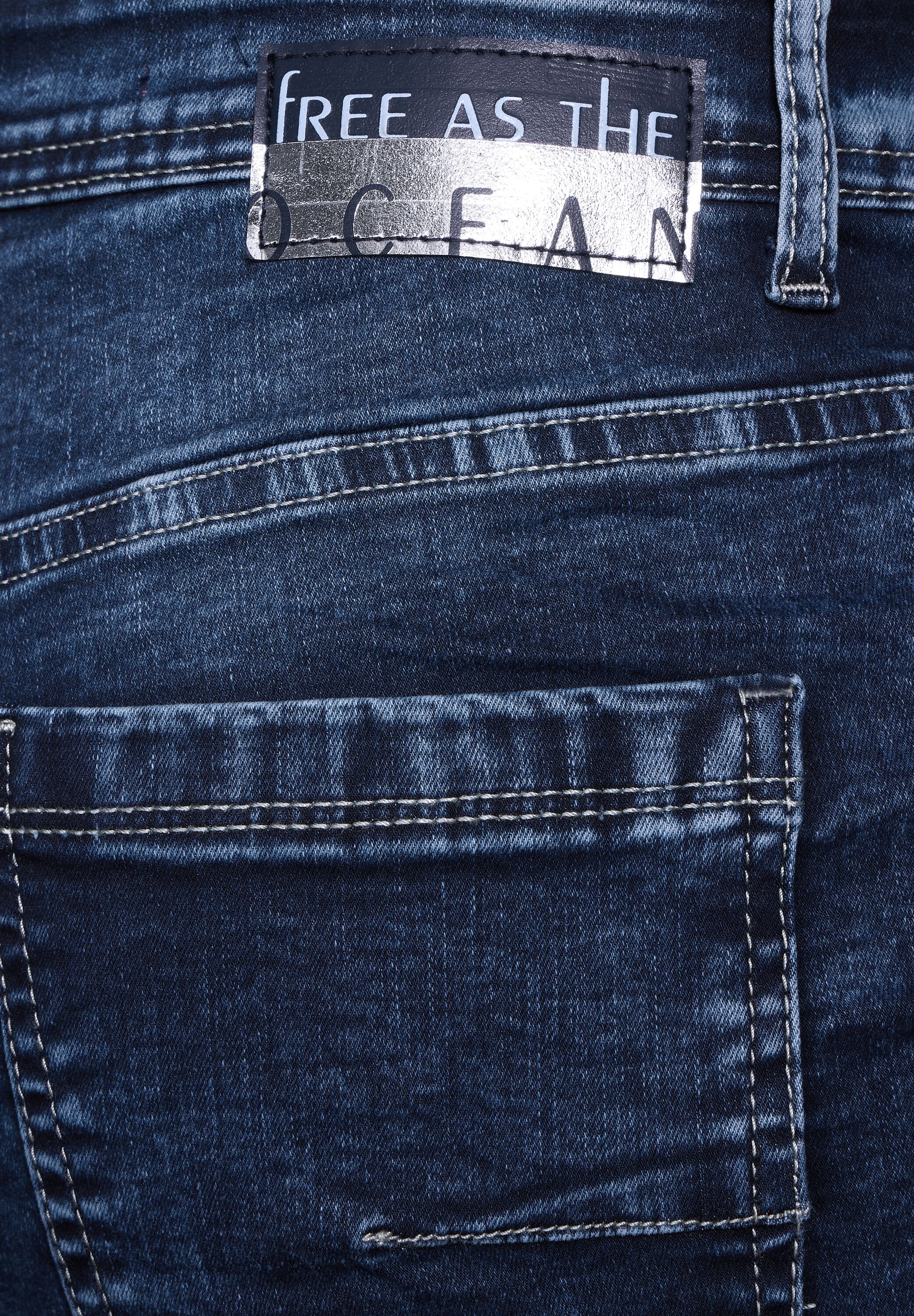 Cecil Bootcut-Jeans »Style Toronto«, in dunkelblauer Waschung