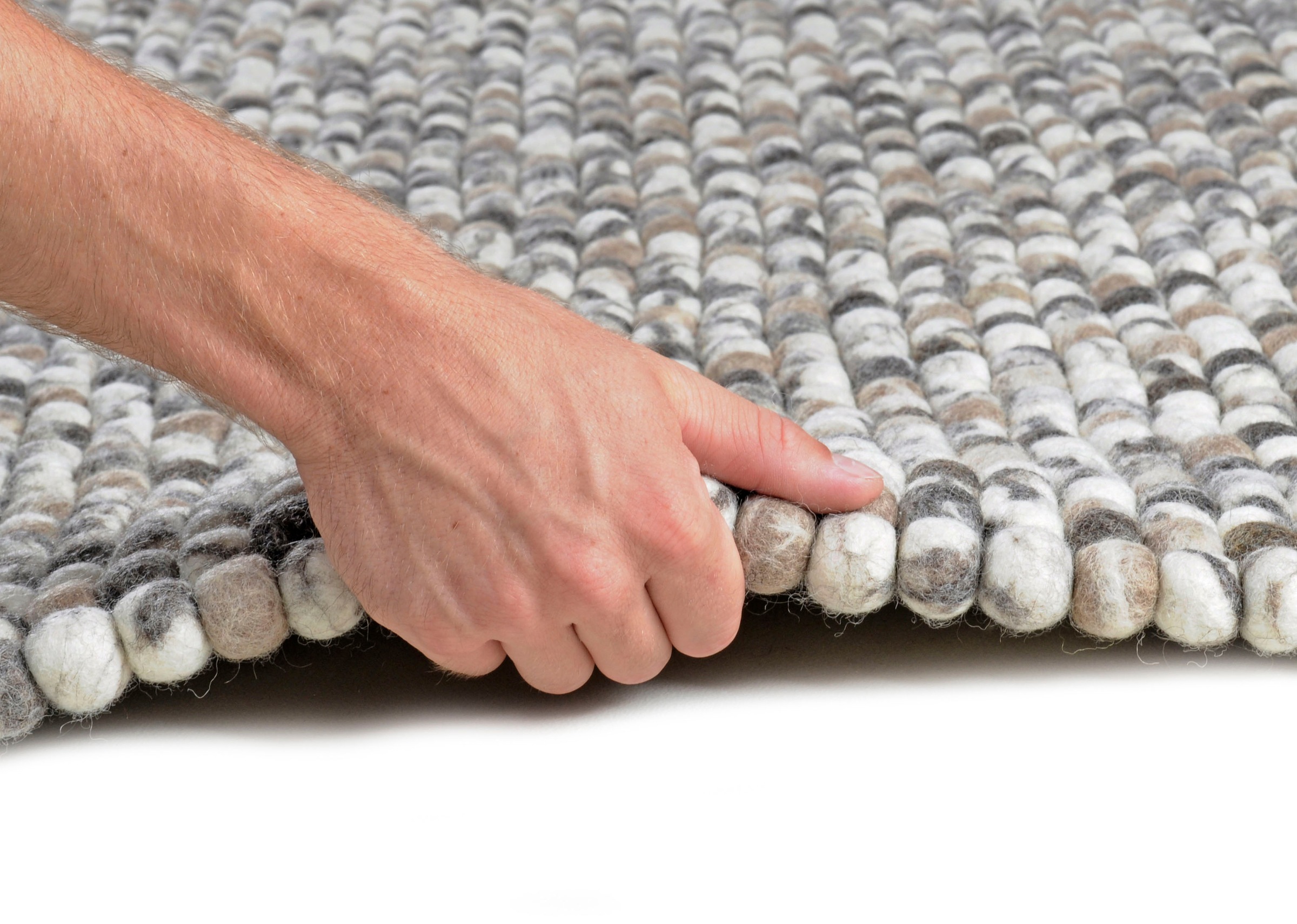 THEKO Wollteppich »Felty 2.2«, rechteckig, 22 mm Höhe, Filzkugel-Teppich, reine Wolle, handgefertigt