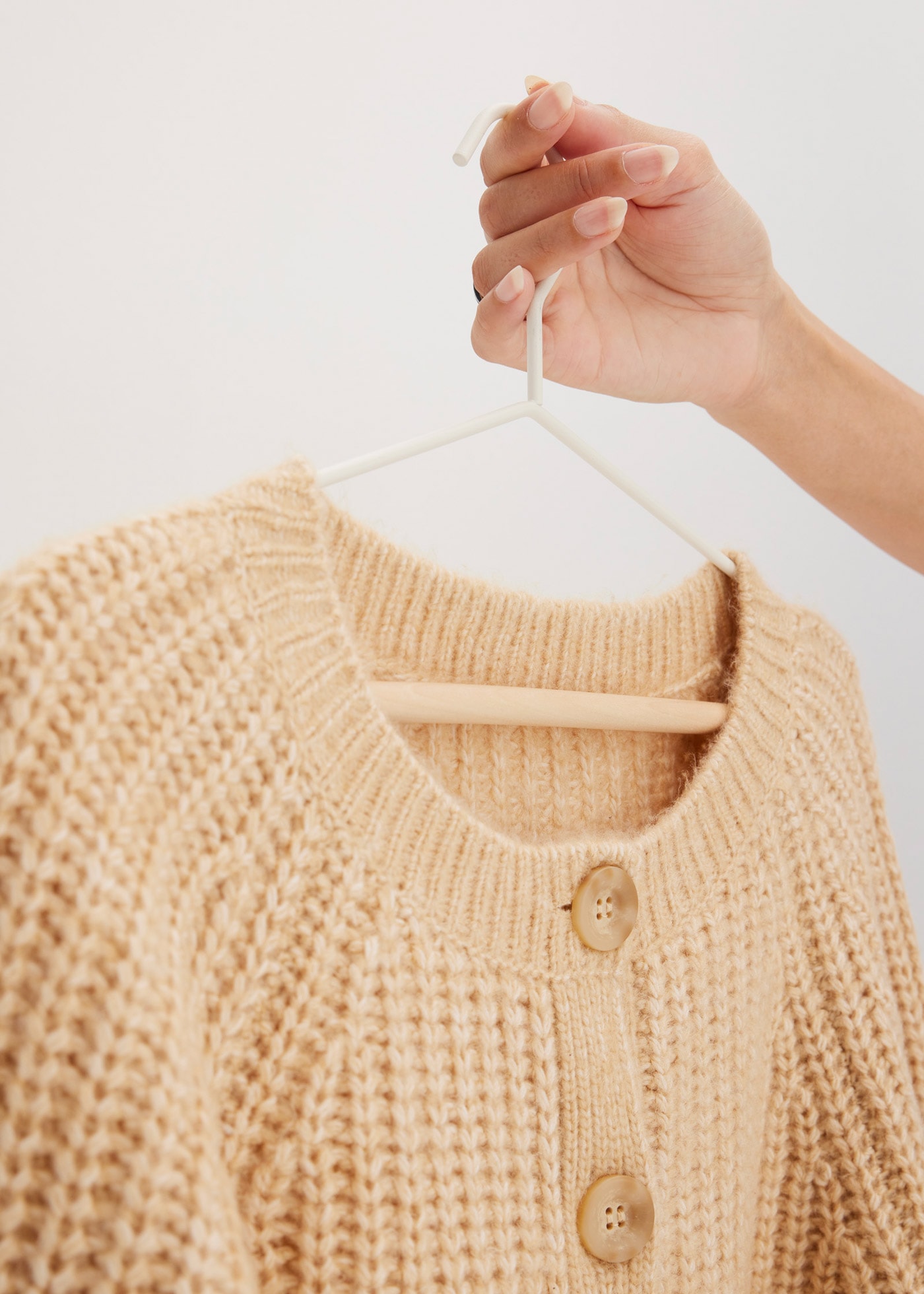 bonprix Strickjacke »Oversize-Strickjacke« Oversize-Schnitt, lockere Passform, modischer Stil, mit Knopfleiste