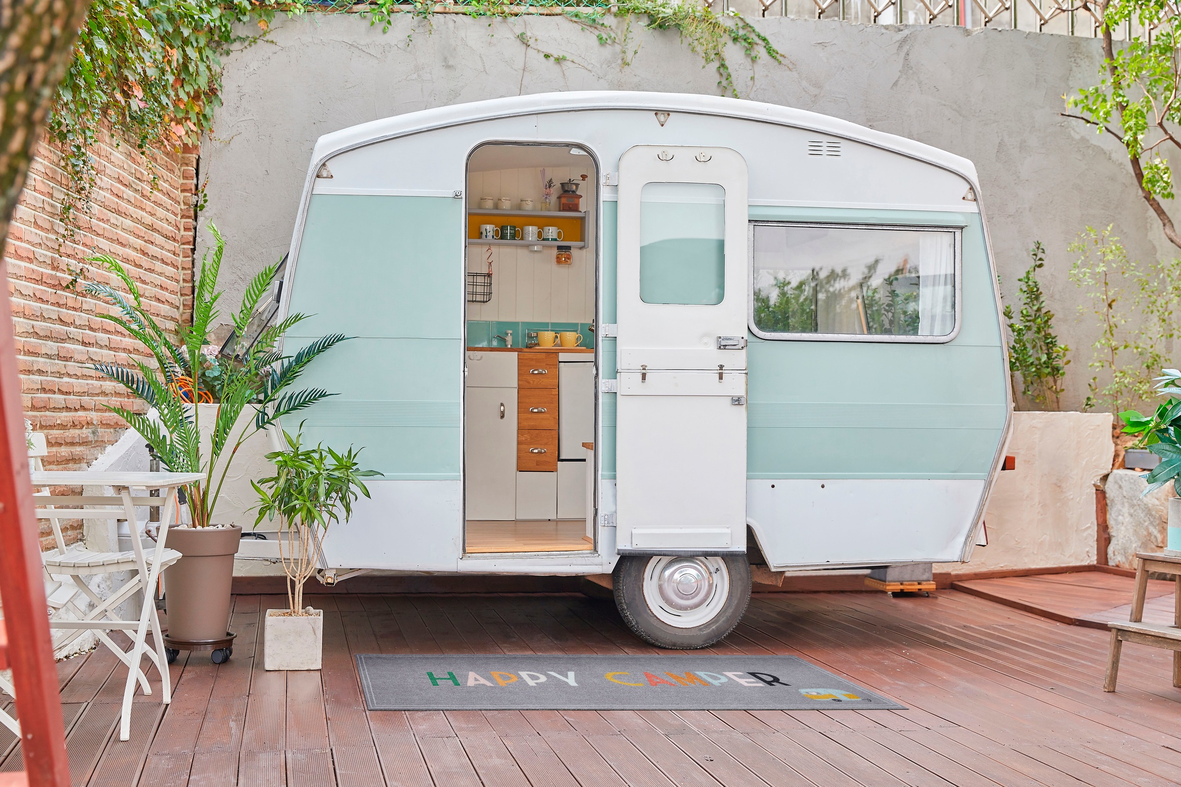 my home Läufer »Camping«, rechteckig, 8,5 mm Höhe, mit Schriftzug, ideal für Camper & Wohnwagen, In- und Outdoor geeignet