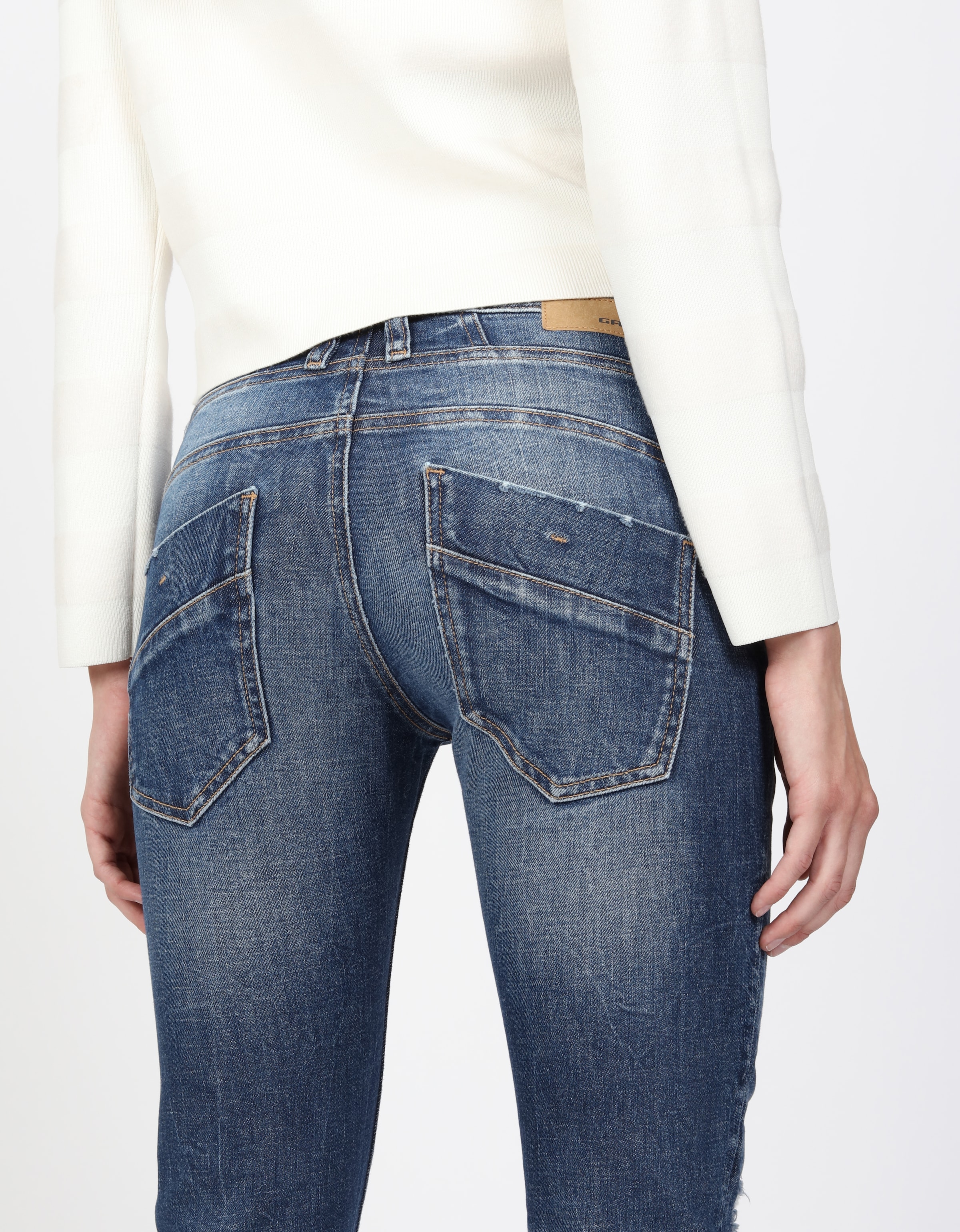 GANG Relax-fit-Jeans »94GERDA«, mit besonderer Struktur