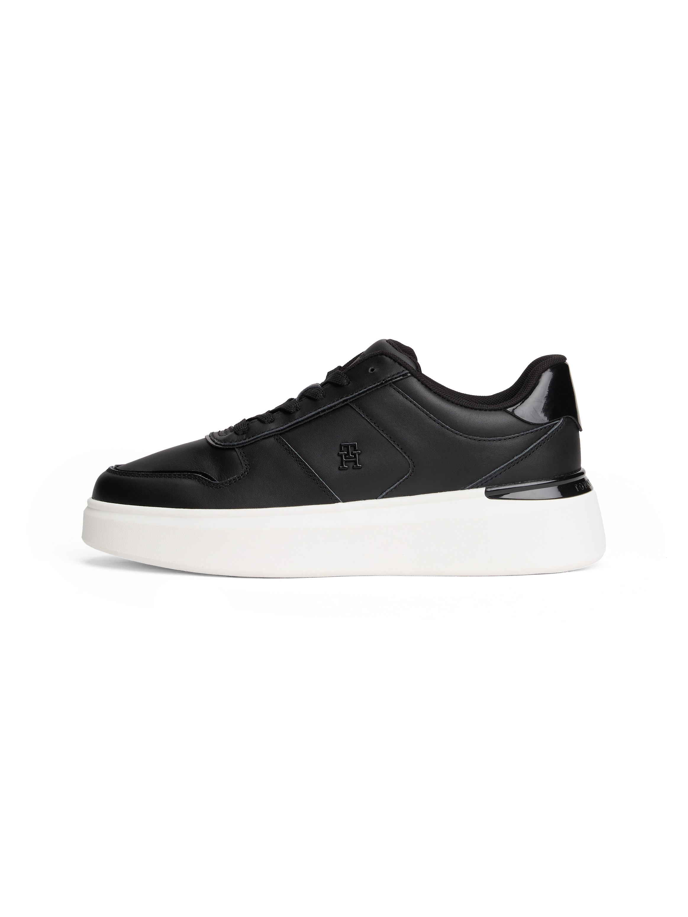 Tommy Hilfiger Plateausneaker »PATENT PLATFORM SNEAKER«, Freizeitschuh, Halbschuh, Schnürschuh mit Ziernähten