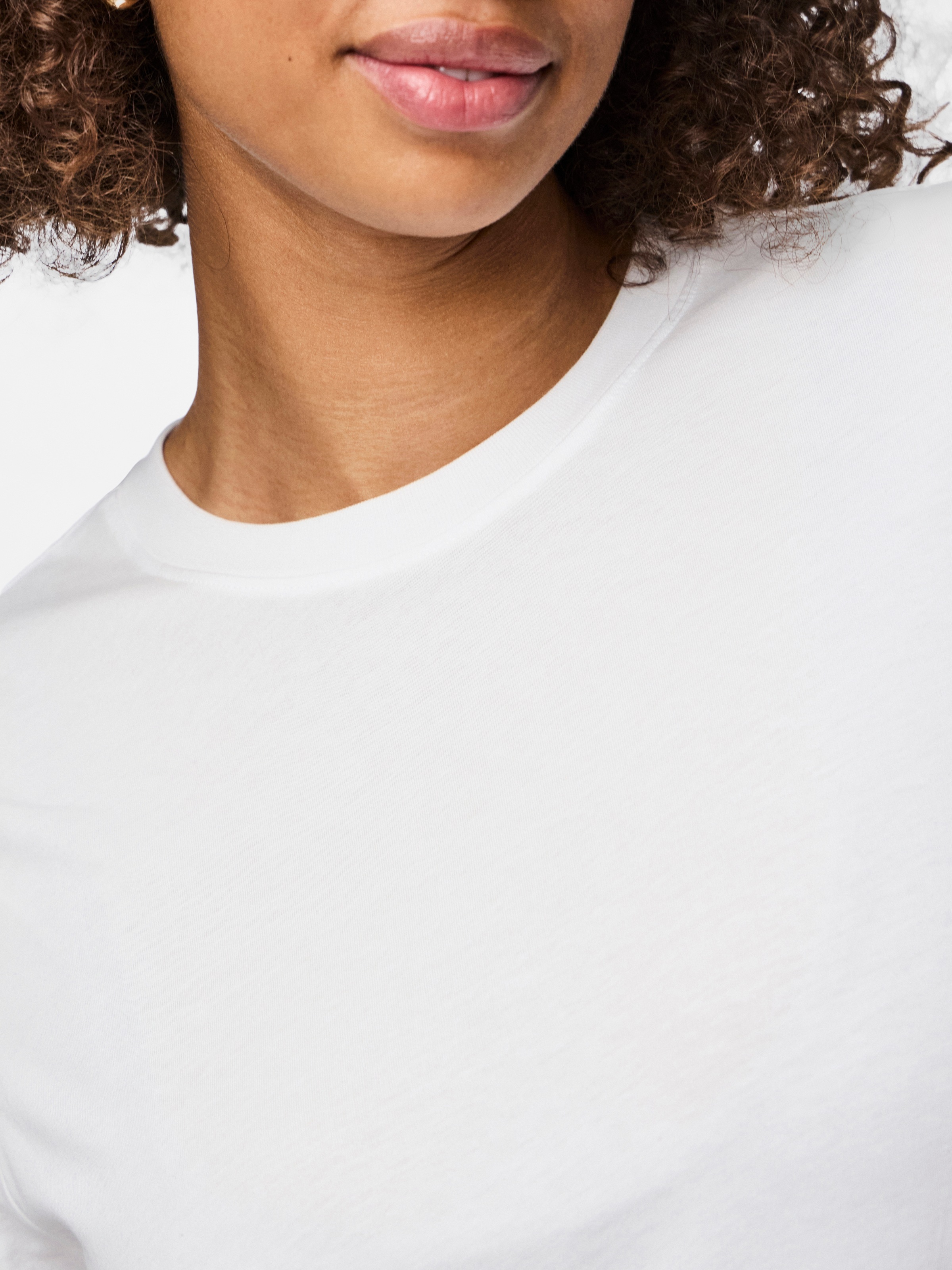 pieces Rundhalsshirt »PCRIA SS SOLID TEE NOOS BC«