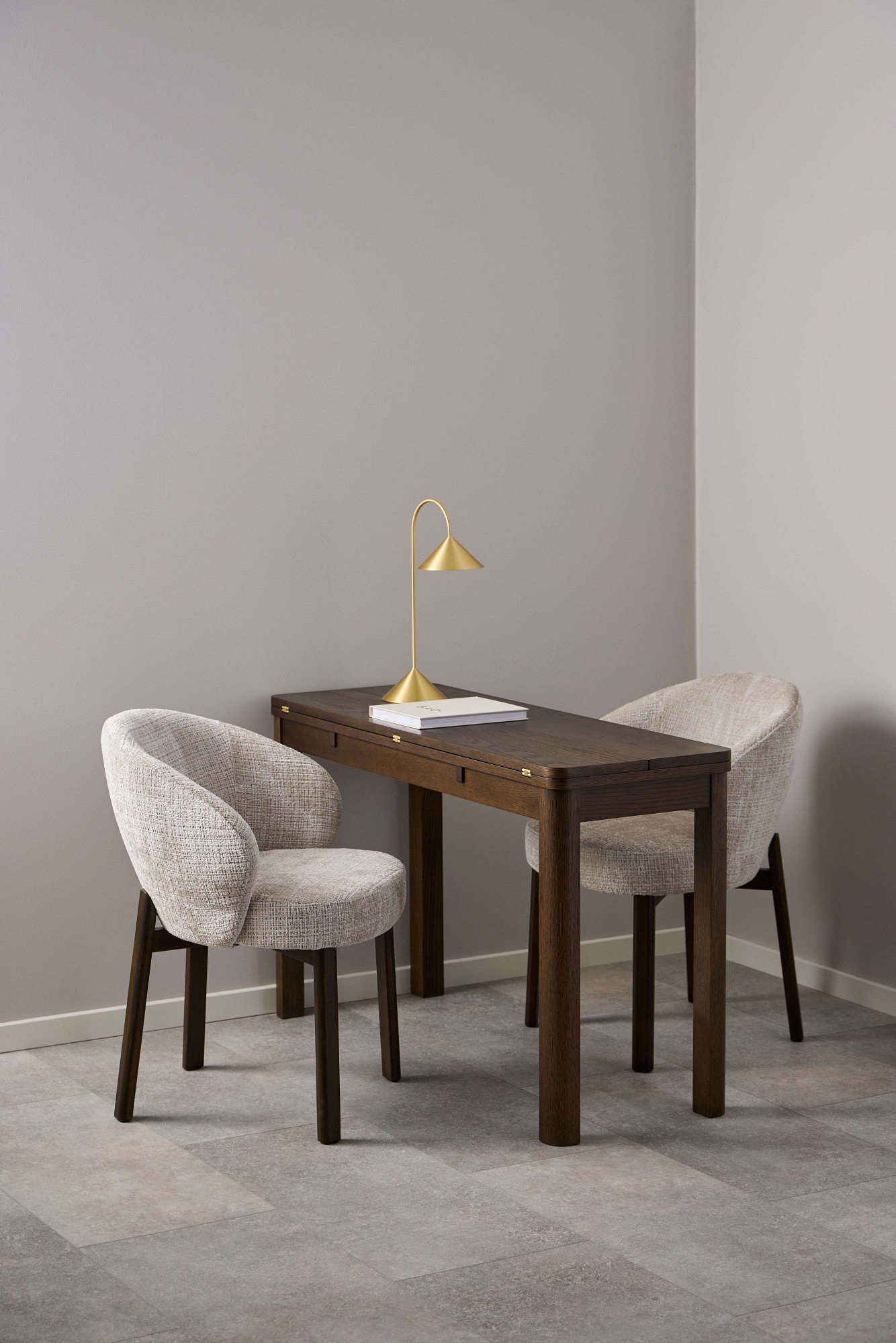 ACTONA GROUP Esszimmerstuhl »Polsterstuhl« (Set) 2 Stk.Stuhl, beiger Stoff, Armlehnen, Polsterung, runde Eichenbeine, FSC™