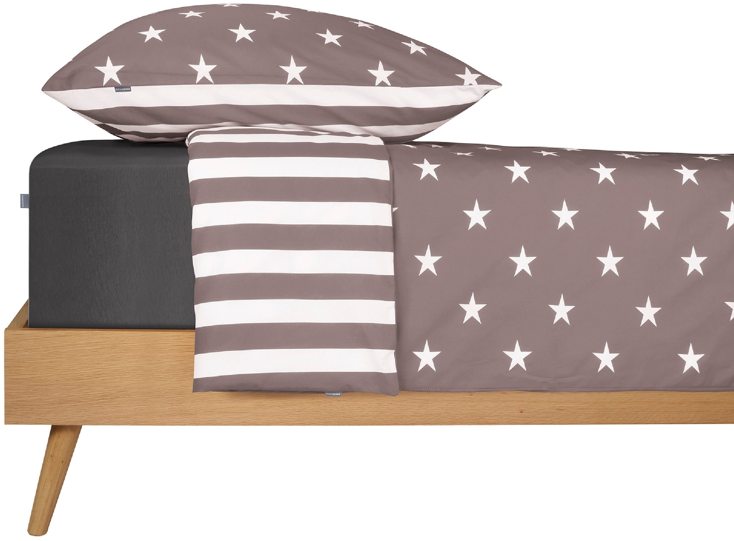 Schiesser Wendebettwäsche »Stars & Stripes aus weicher Baumwolle mit Sternenprint« 2 Stk. MADE IN GREEN by OEKO-TEX®-zertifiziert