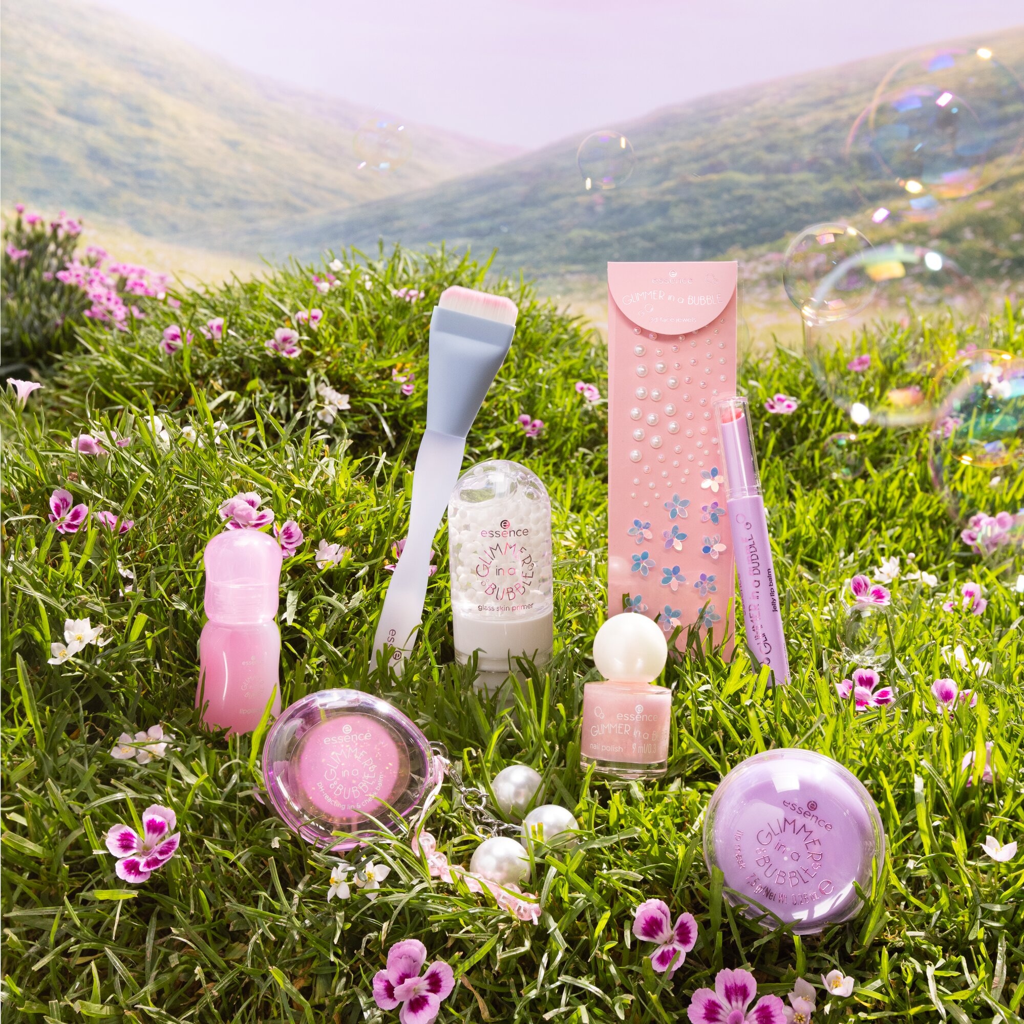 Essence Lippenbalsam »GLIMMER IN A BUBBLE jelly lip balm«
