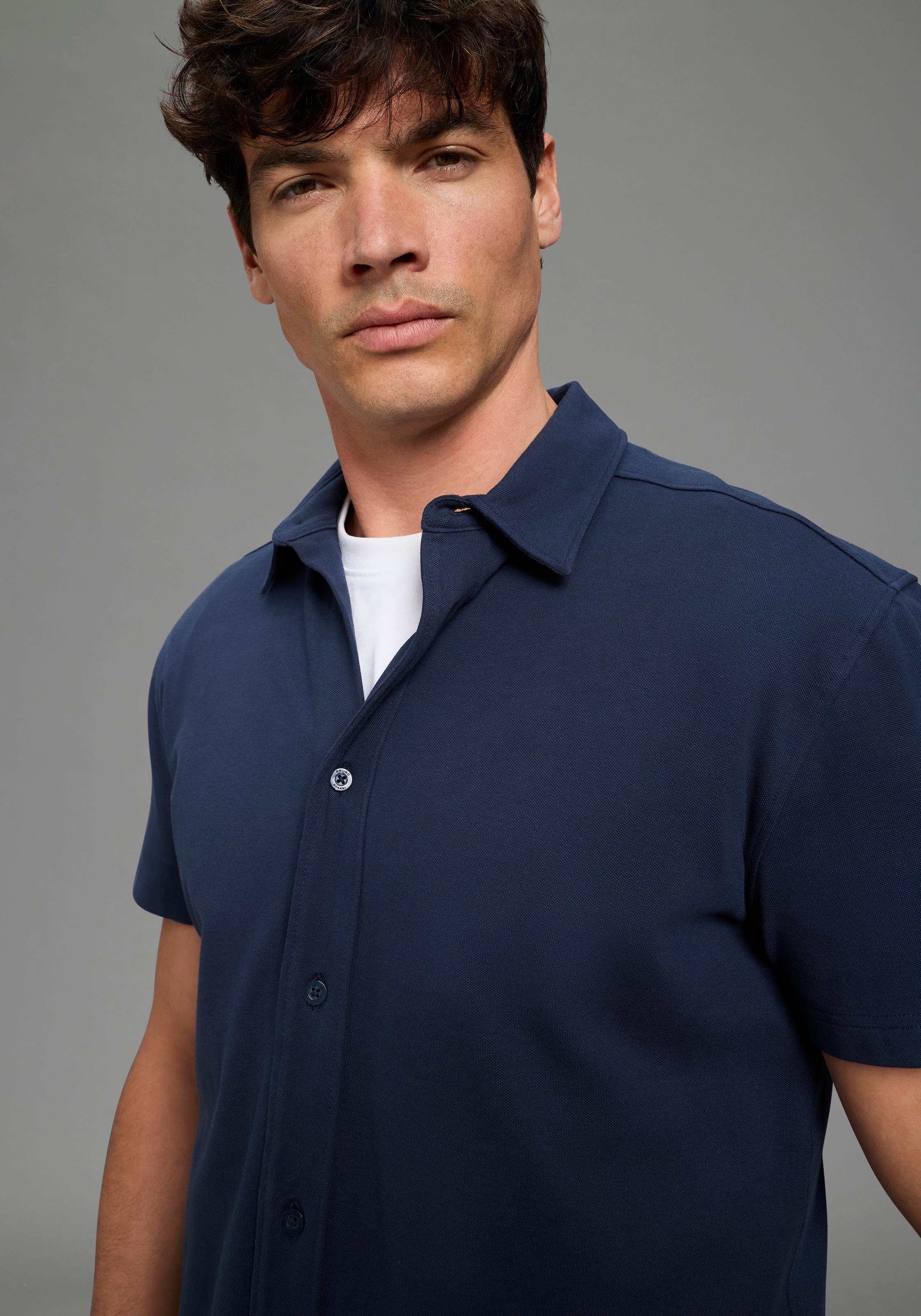 Bruno Banani Kurzarmhemd Kurzarm, für verschiedene Anlässe, aus Baumwolle und Elasthan