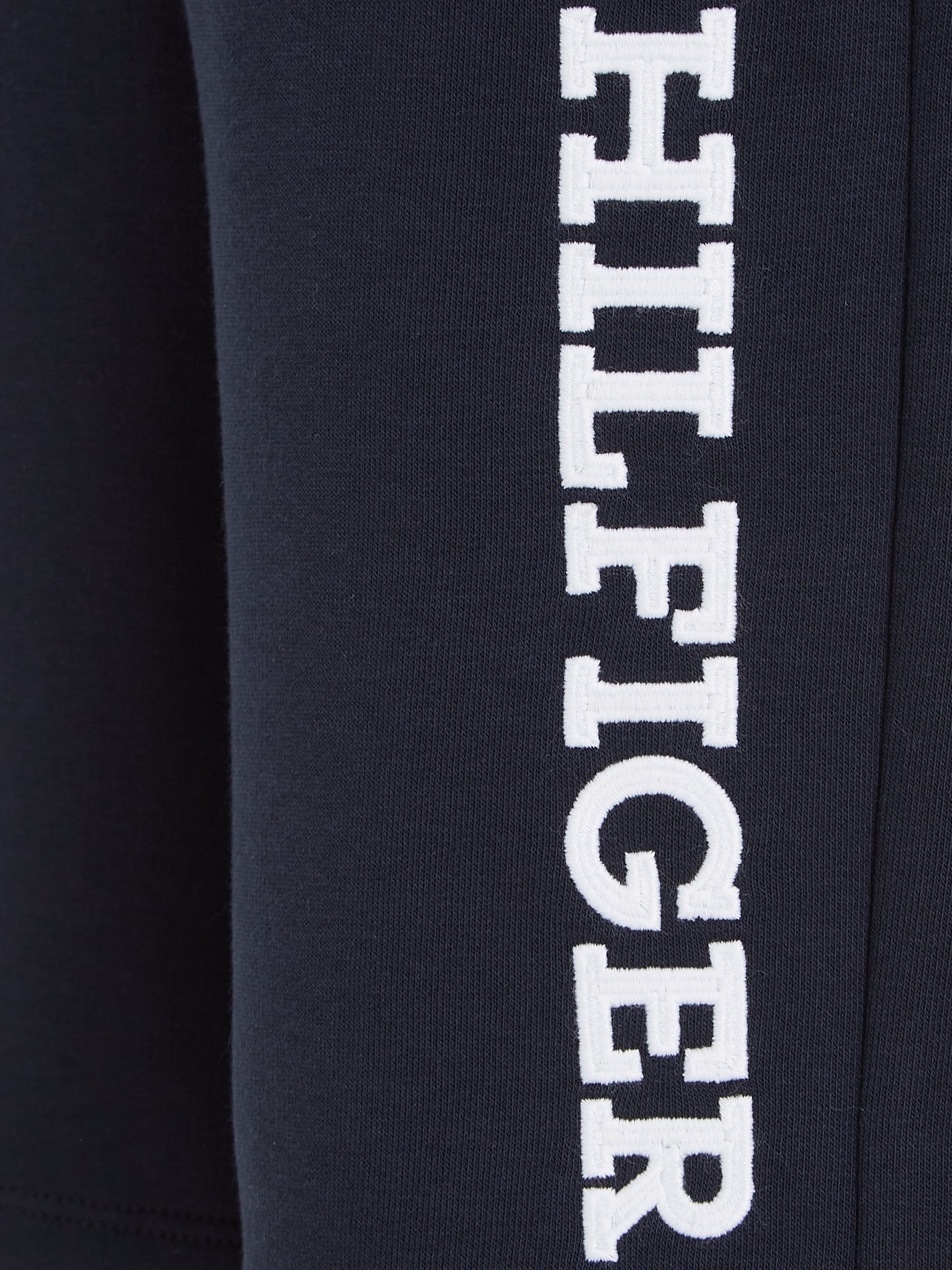 Tommy Hilfiger Sweatshorts »MONOTYPE SWEATSHORTS«, mit modischem  Logoschriftzug bestellen bei OTTO | Sweatshorts