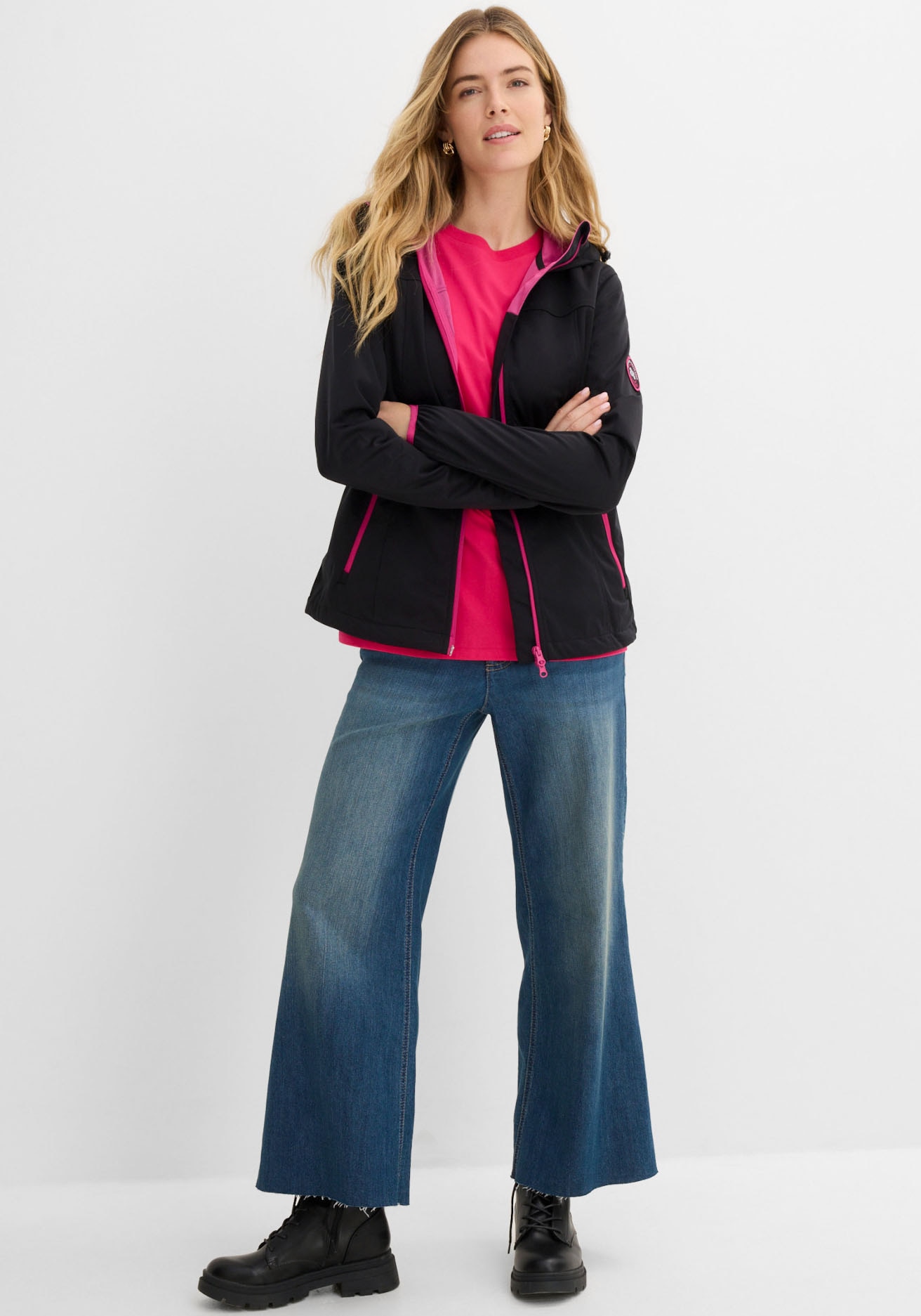 bonprix Softshelljacke mit Kapuze leichtes Material, mit 2-Wege-Reißverschluss, mit Daumenlöchern